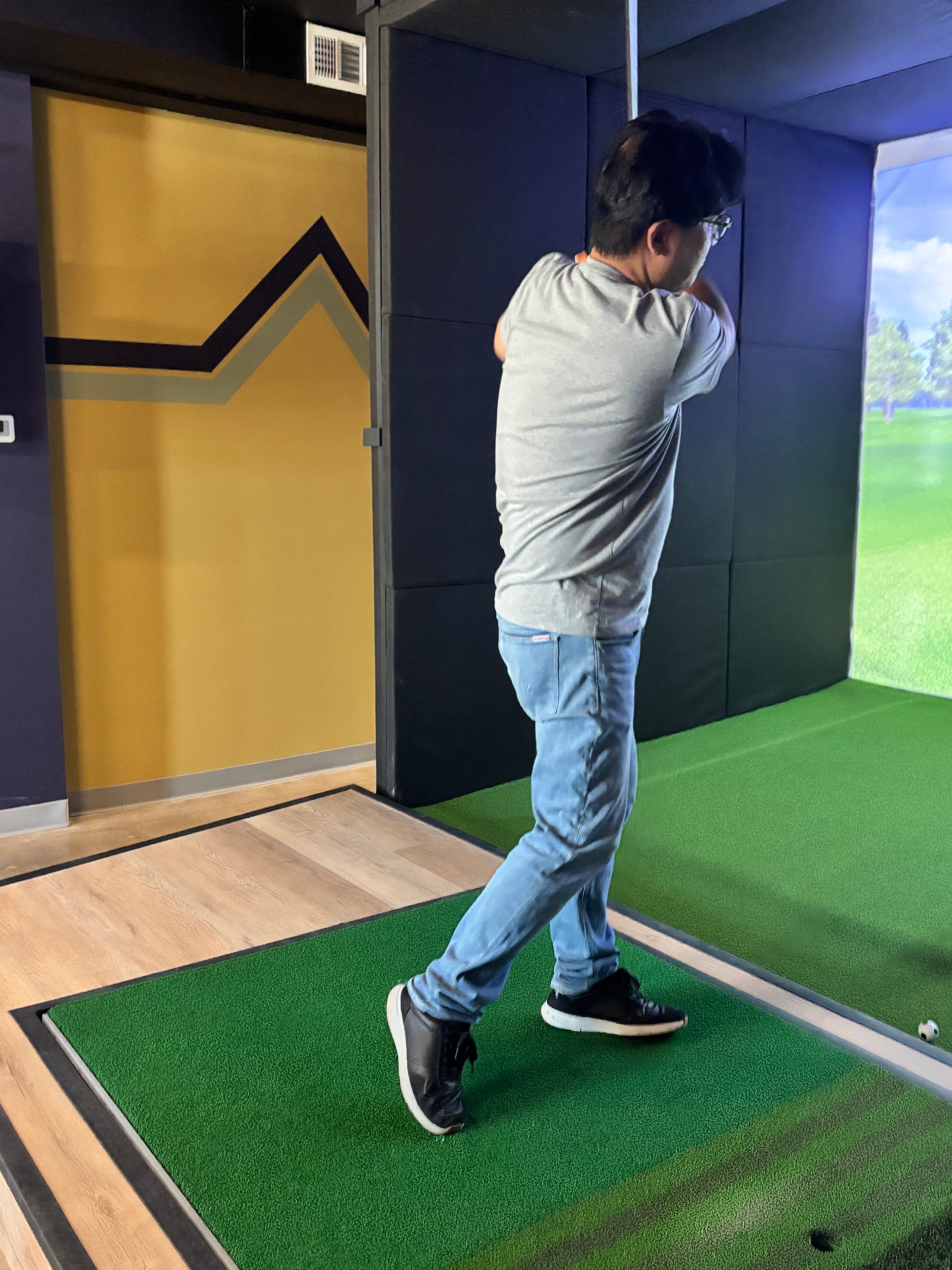 19TH HOLE CLUBHOUSE - Image 9