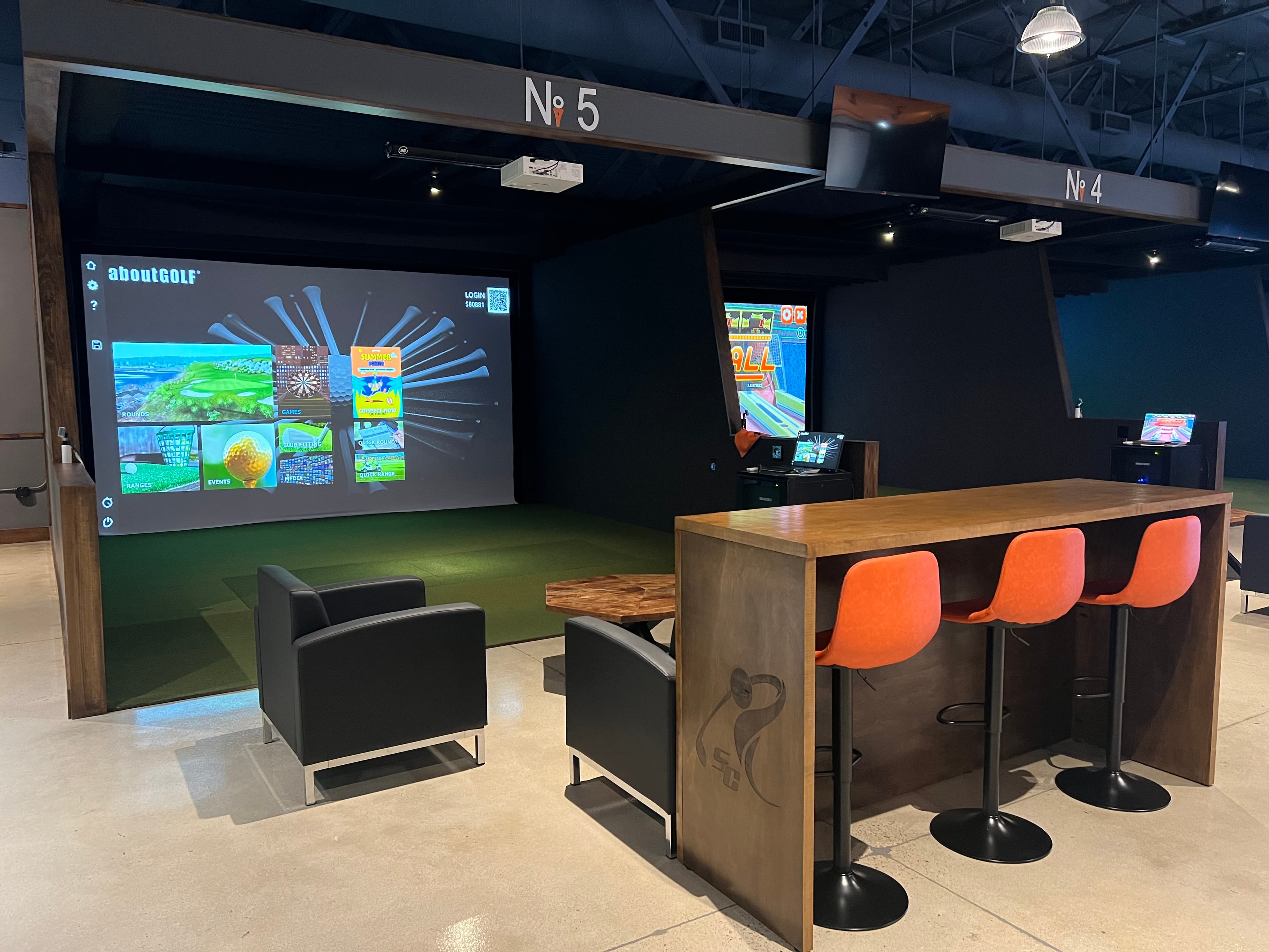 Swing Center Indoor Golf - Image 3