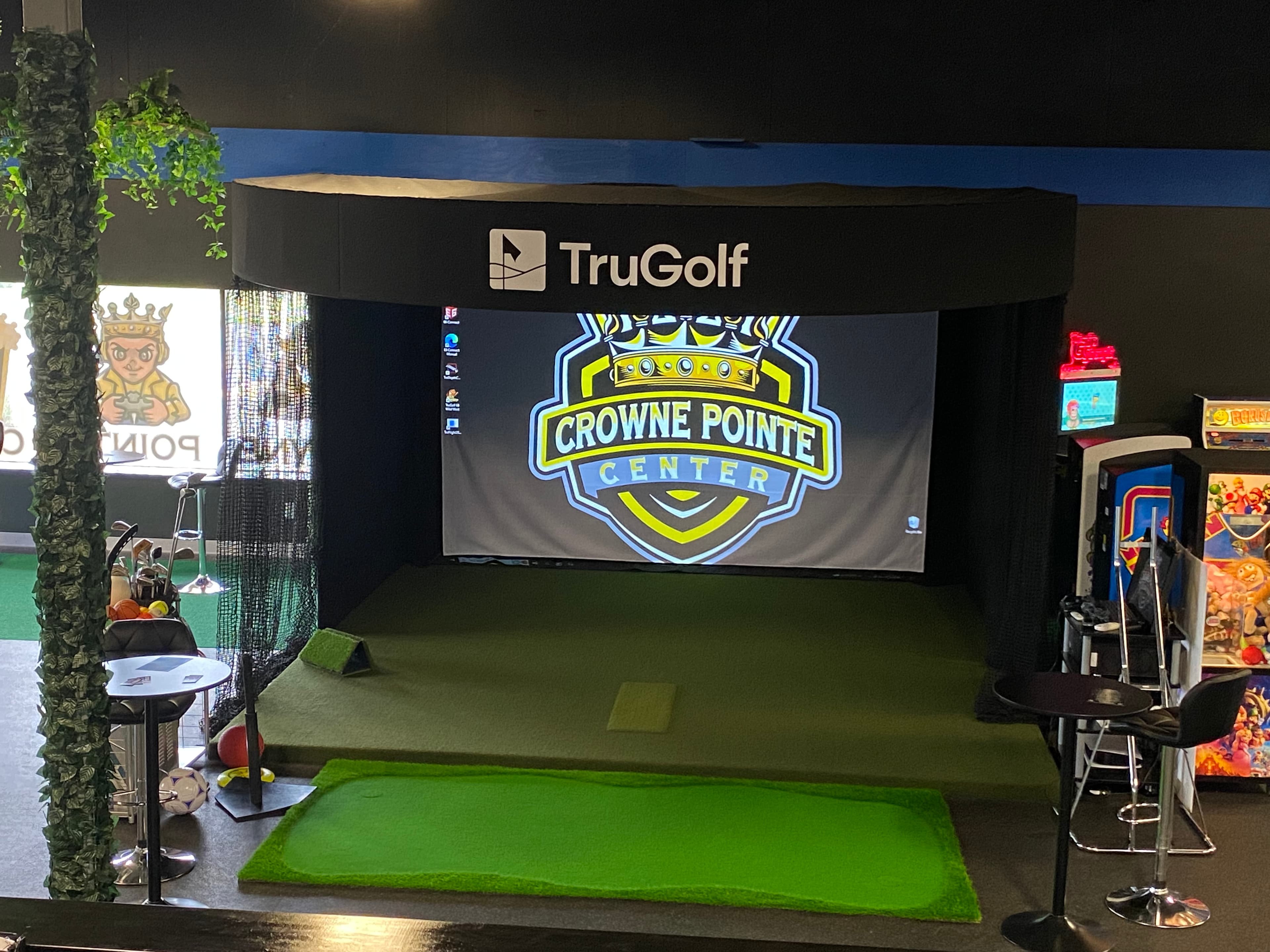 Virtual Links Golf Clubhouse at Crowne Pointe Center - Image 1
