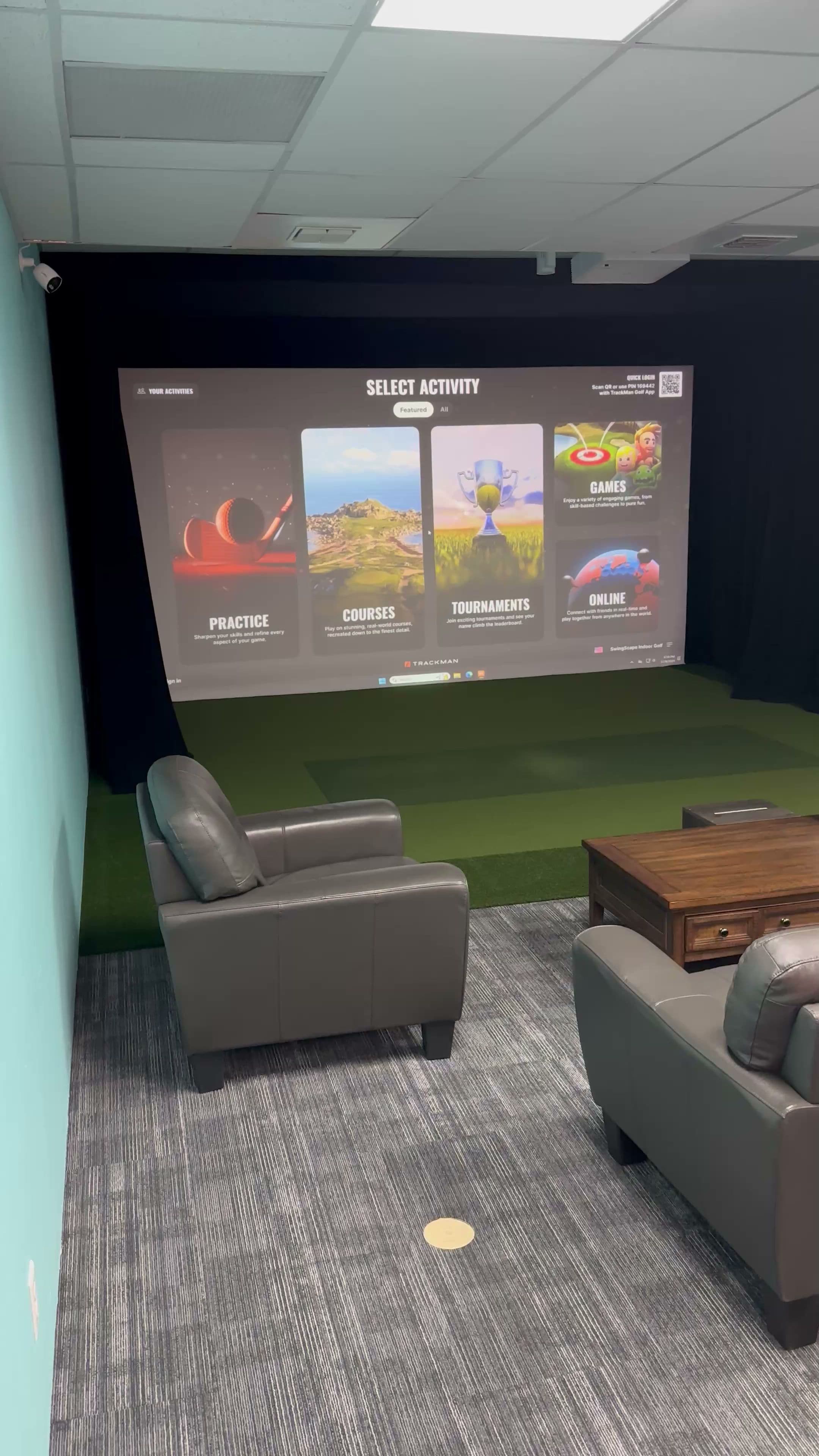 SwingScape Indoor Golf - Image 1