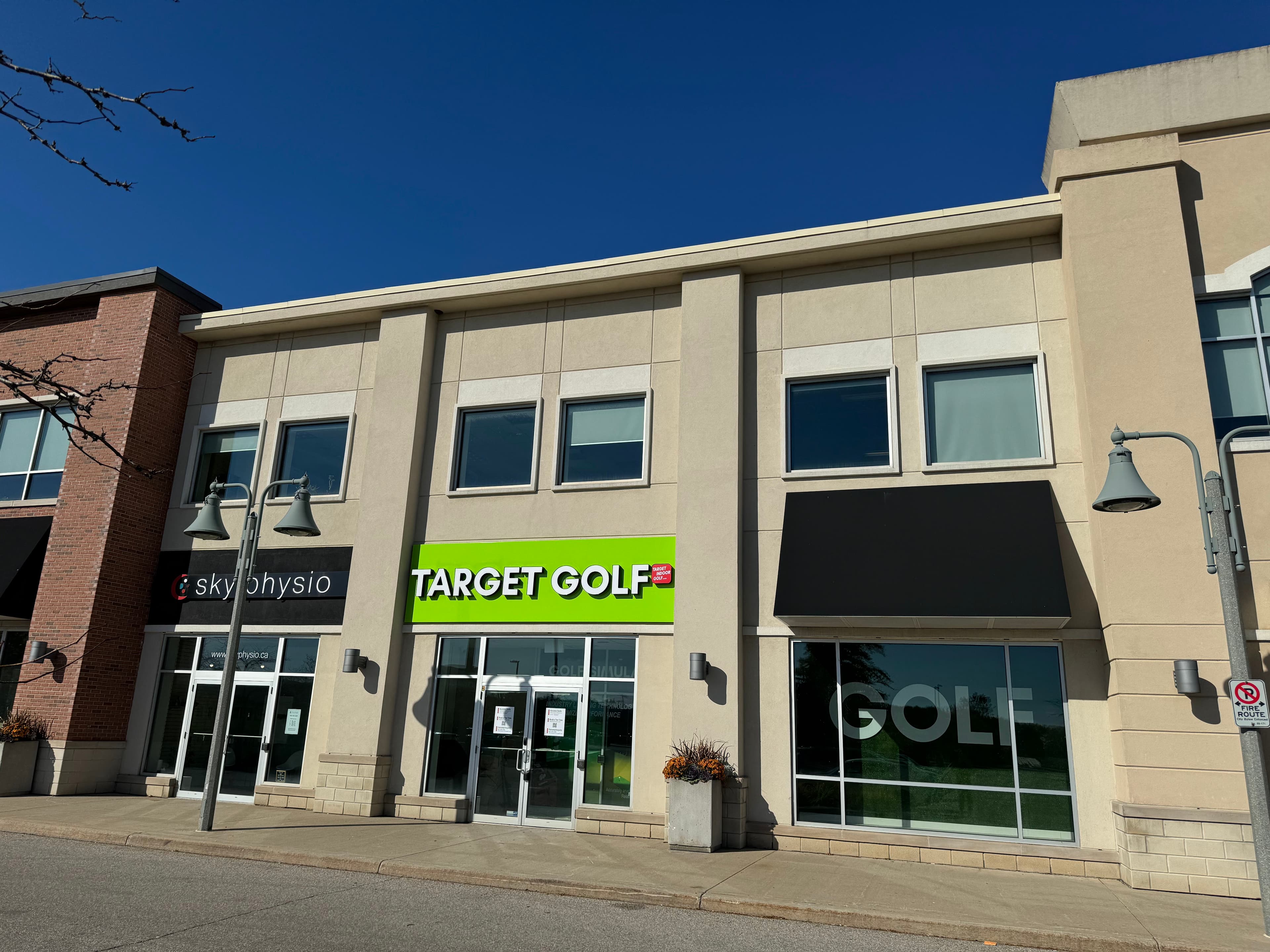 TARGET Indoor Golf - Image 2