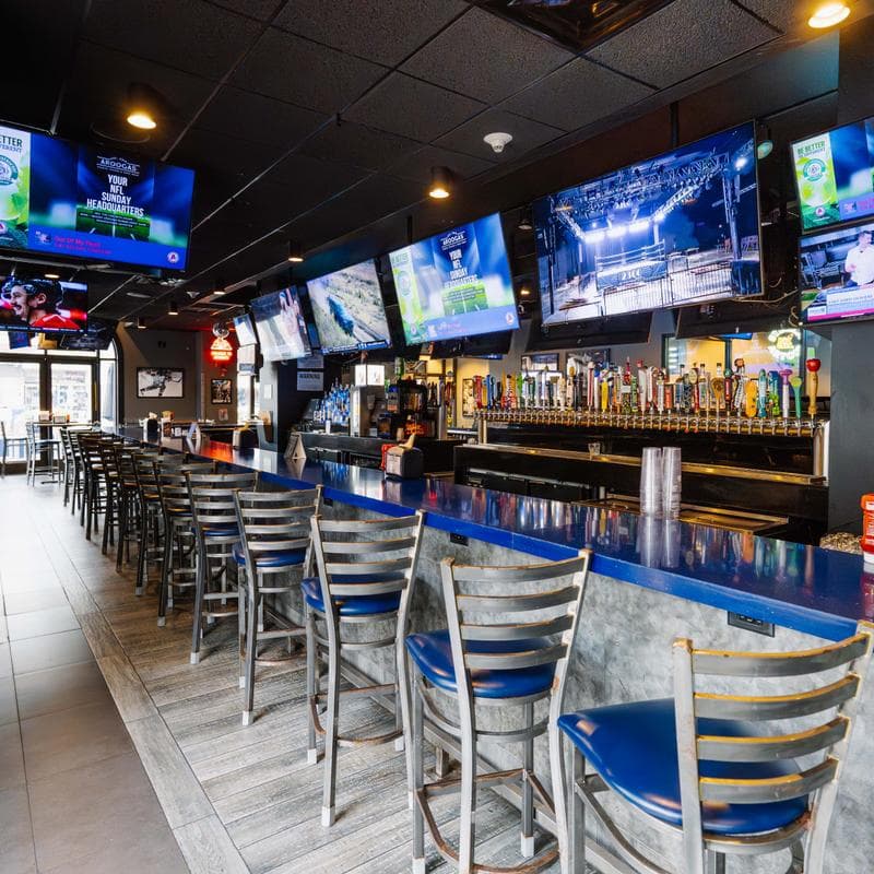 Arooga's Sports Tavern and Game Room - Image 5
