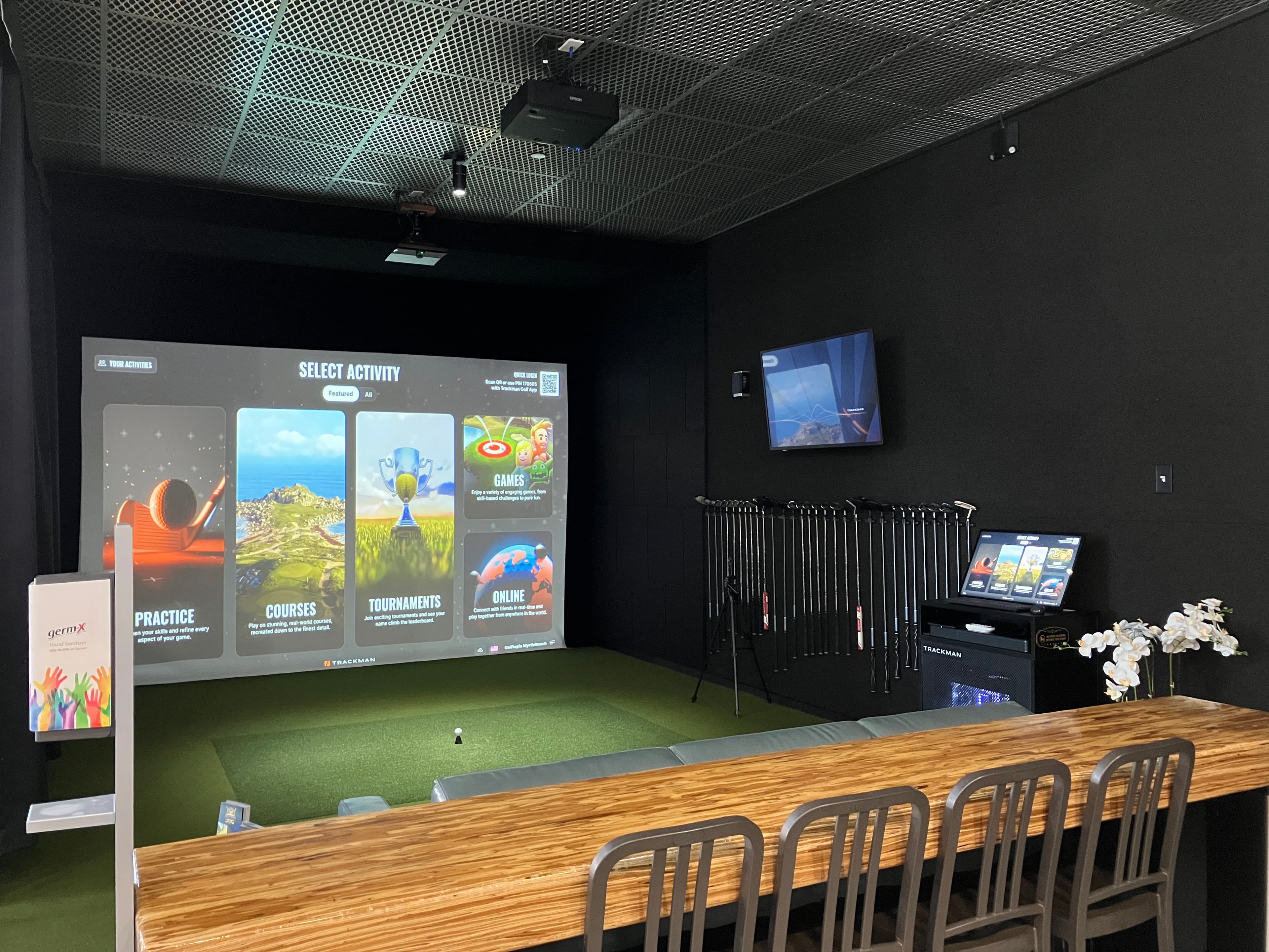 Golftopia (Located inside BurgerFi) - Image 7