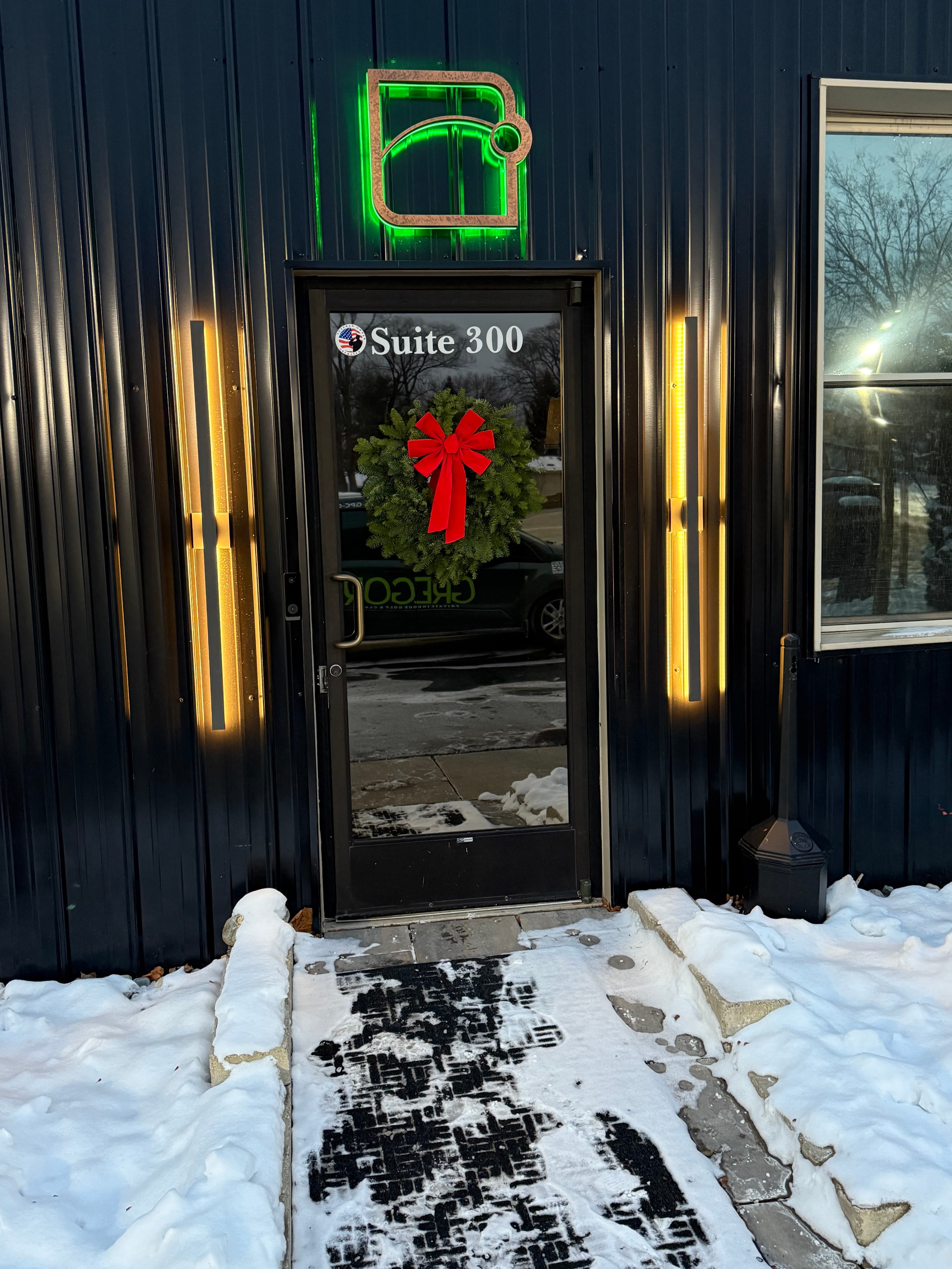 The Gregor Private Indoor Golf and Club - Image 1