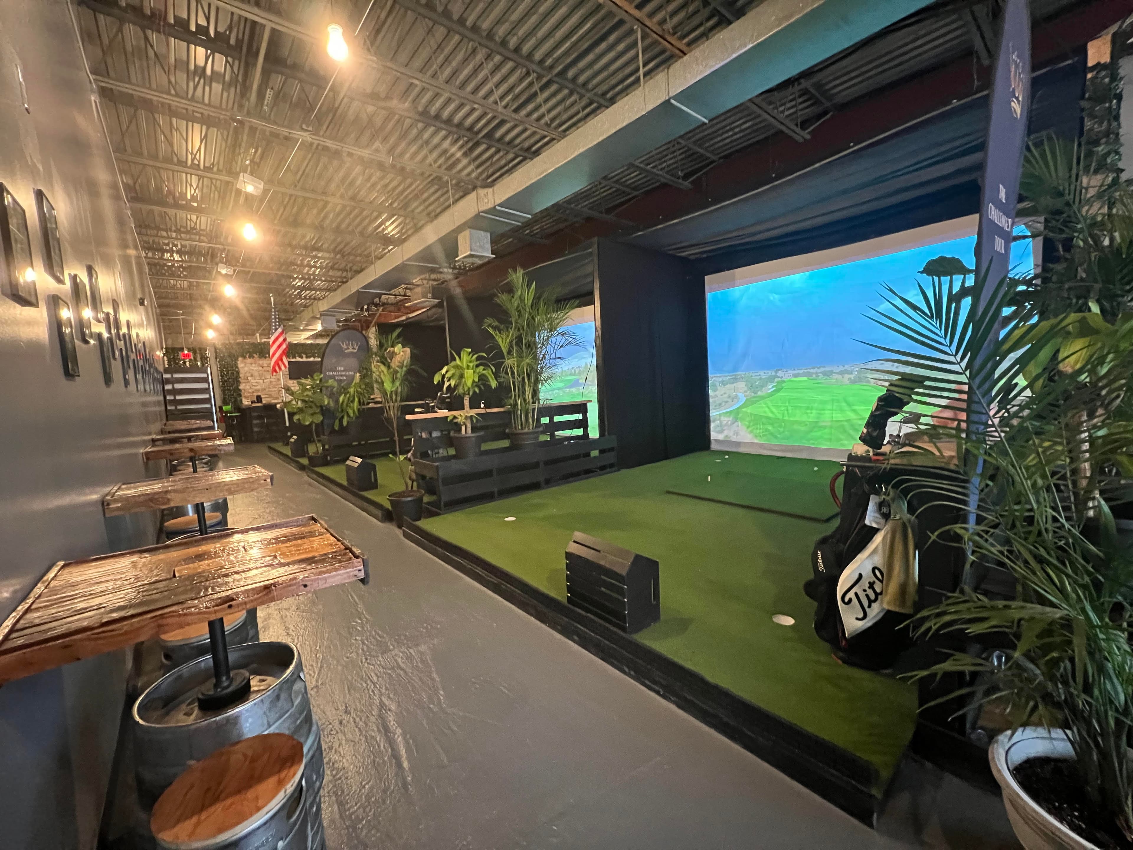 Challenger Bay Indoor Golf & Sports Bar - Image 2