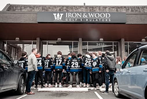 Iron & Wood Golf Simulators - Image 9