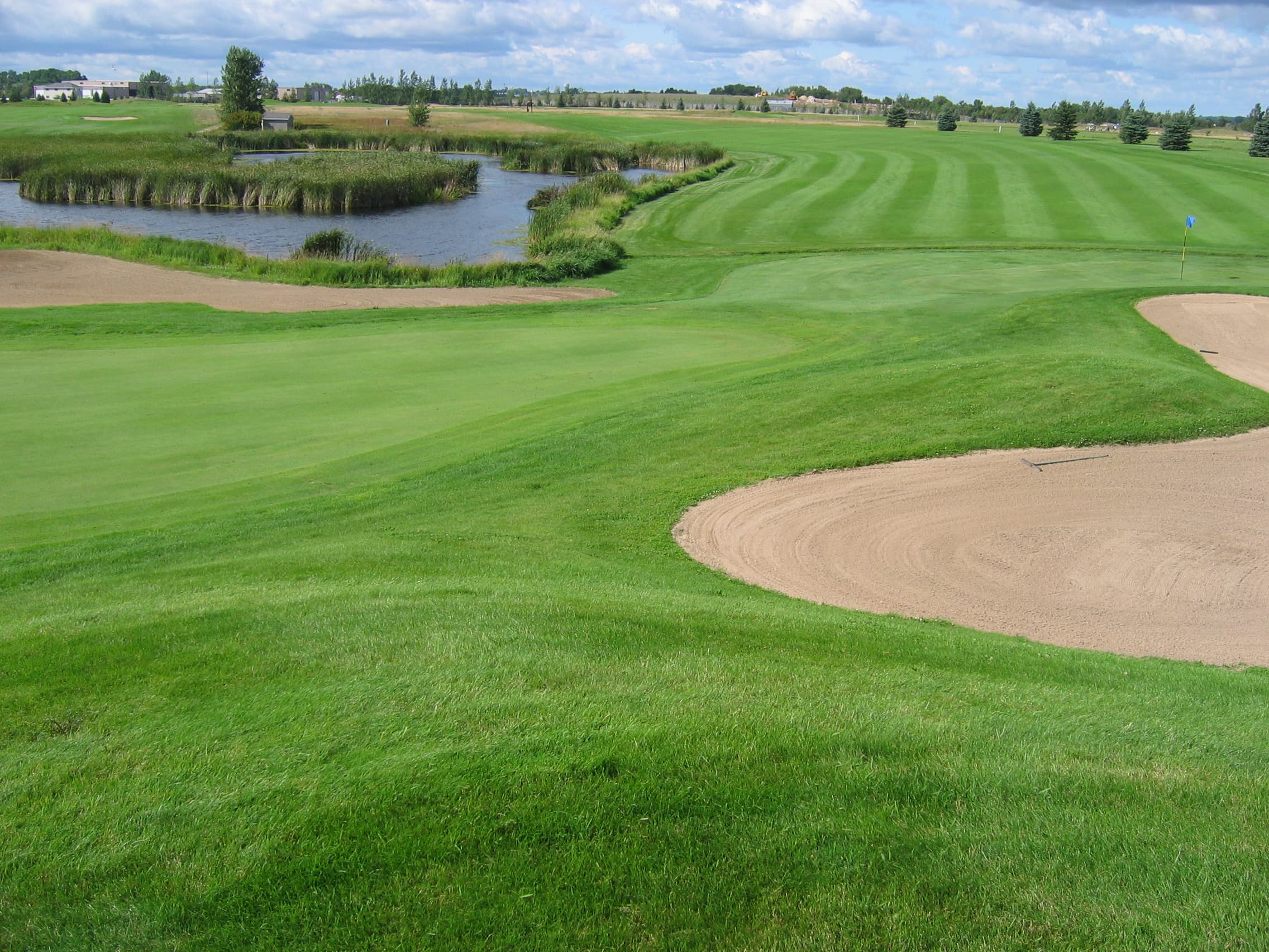 Lynx National Golf Course - Image 1