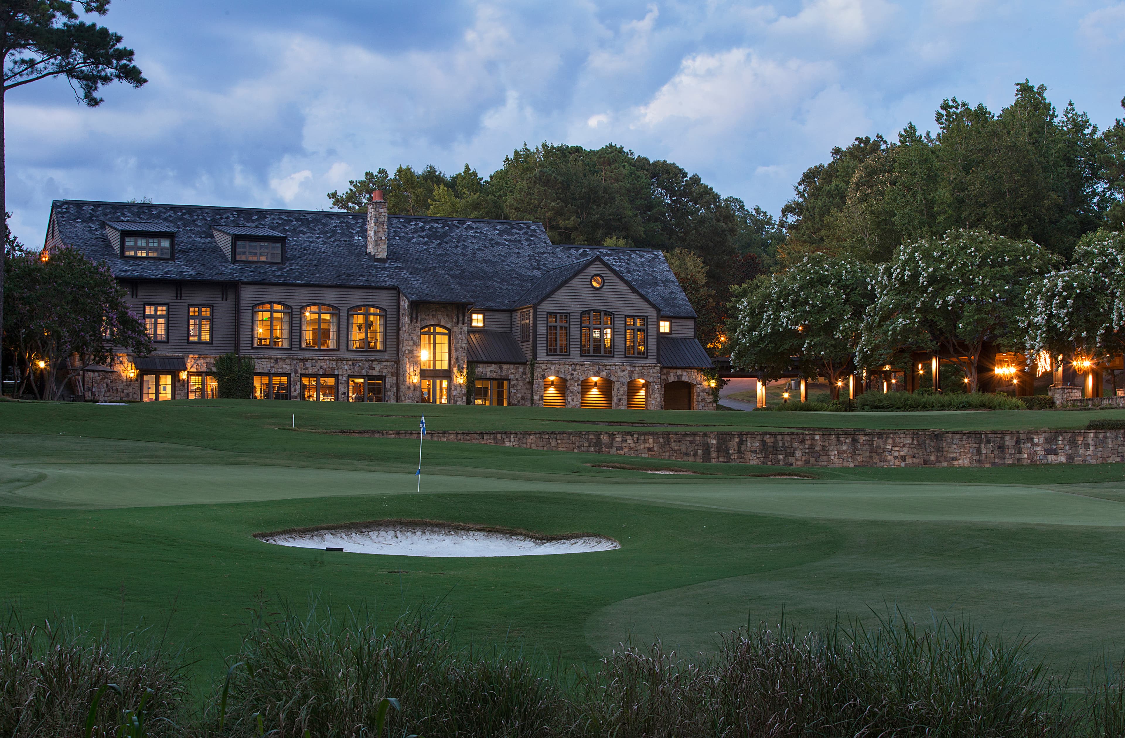 Moore's Mill Club - Image 5