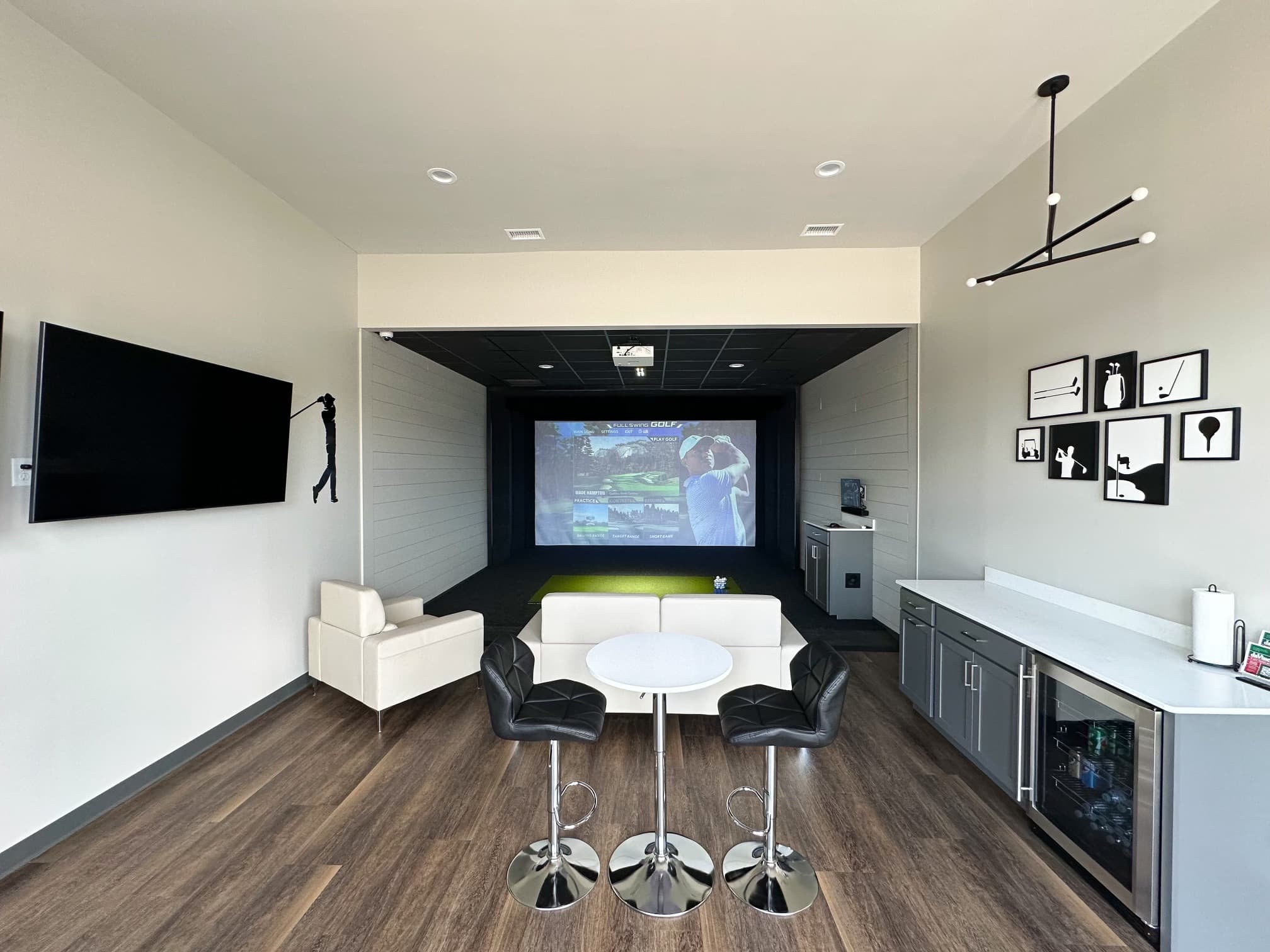 Swing365 Lincoln North - Image 2