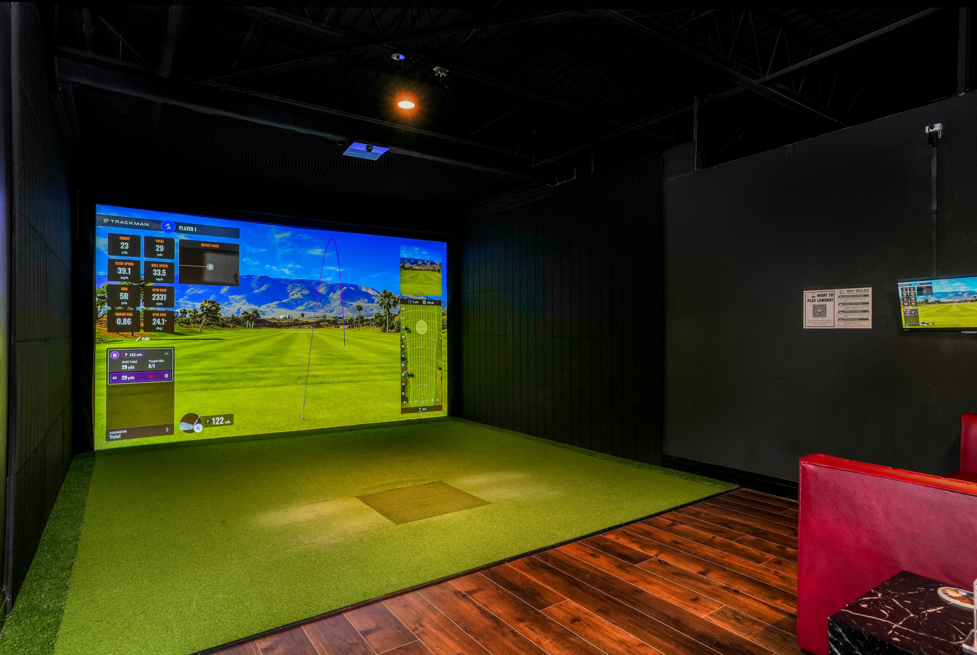 Golf Almighty Indoor Golf & Sports Bar - Image 1
