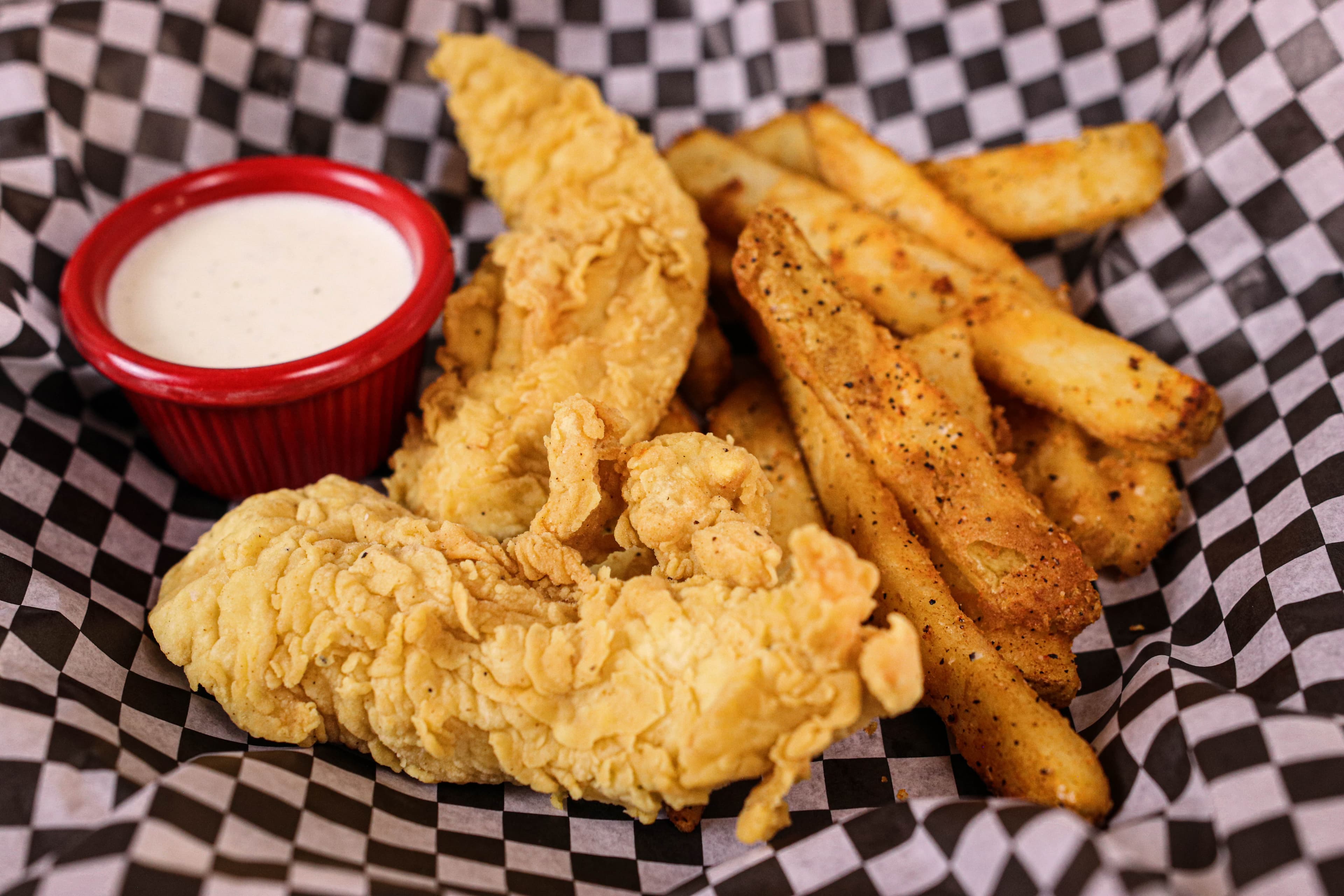 Angry Owl Southwest Grill & Cantina - Image 6