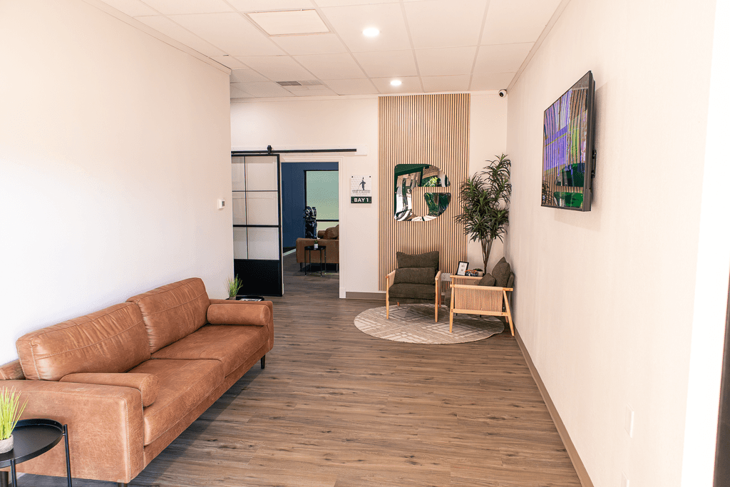 Doglegg Golf - Image 3