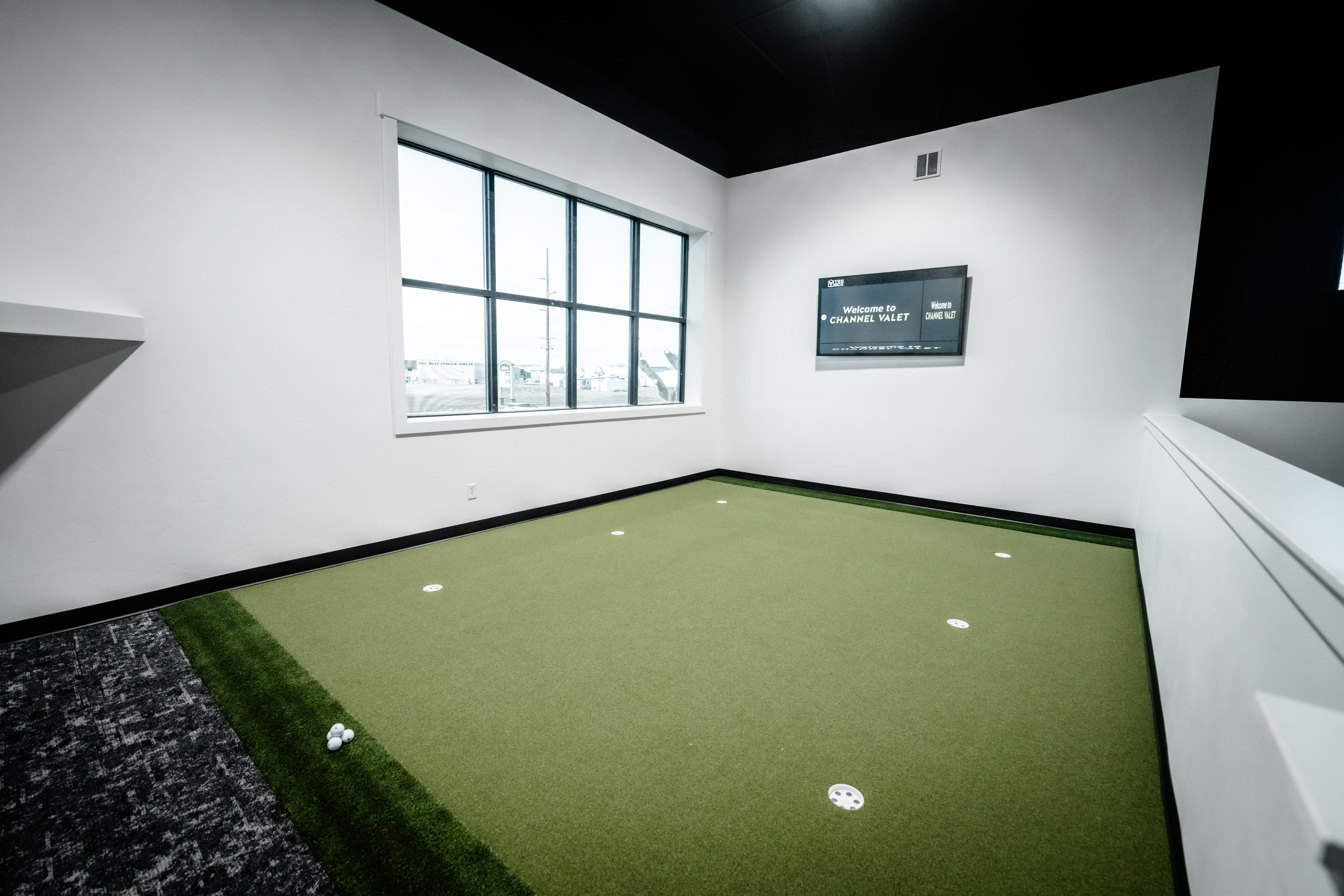 Tee Box Idaho Falls - Image 9