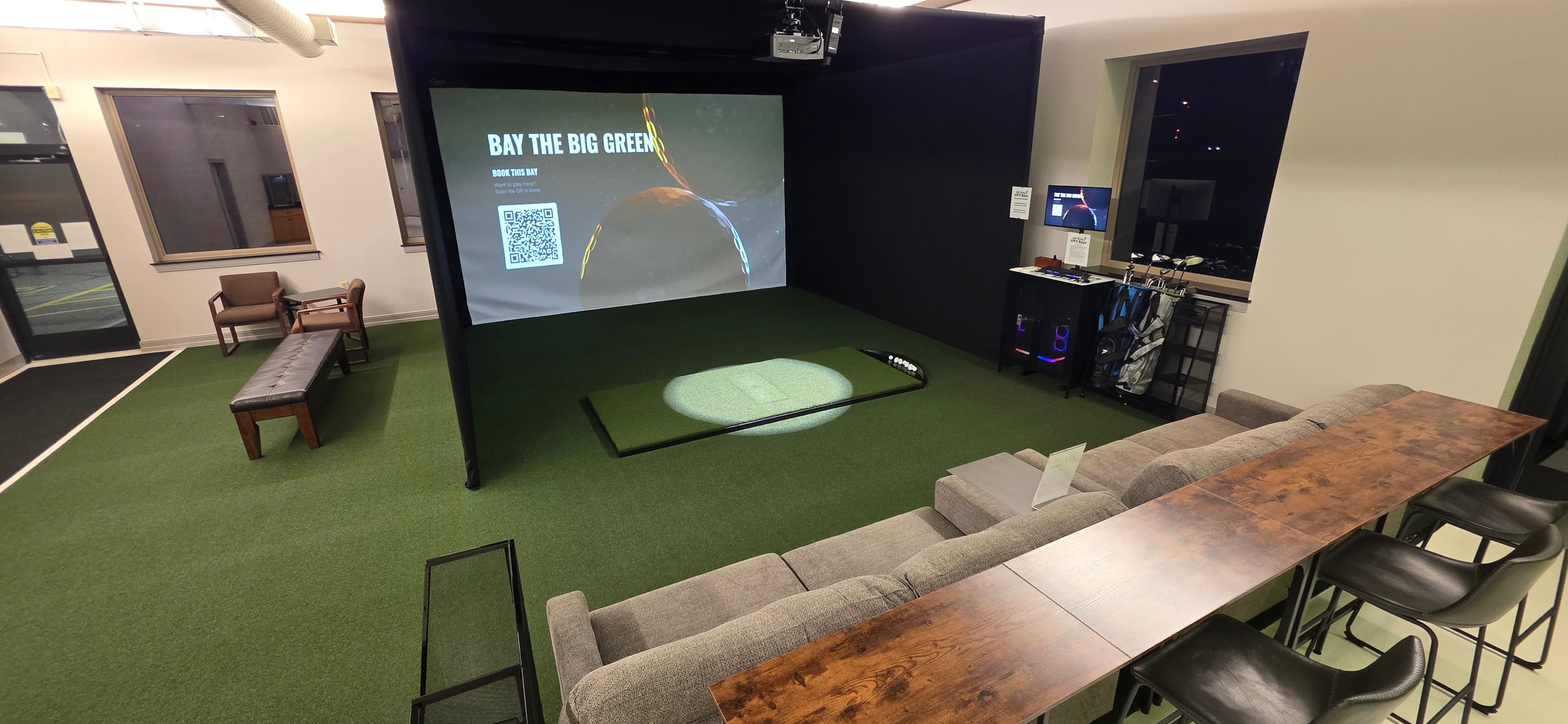All Day Golf Bays - Image 1