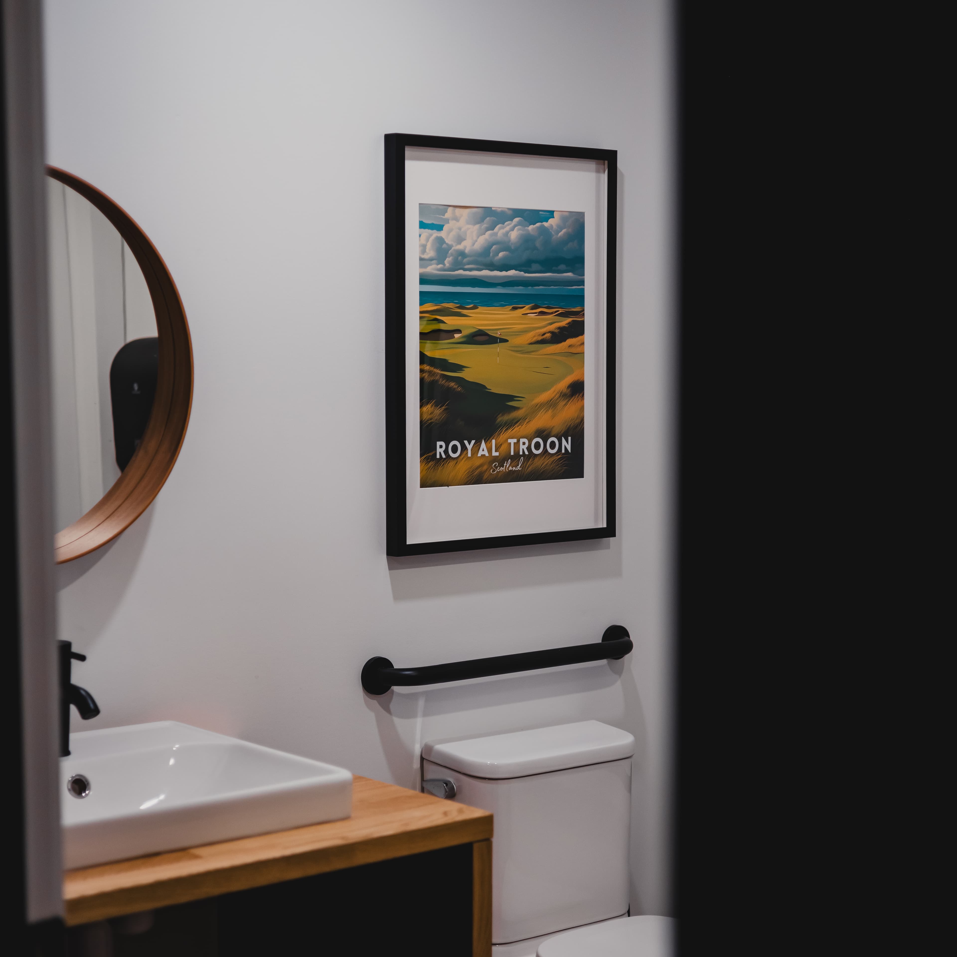 Clubhouse 24/7 Golf Simulators - Image 2