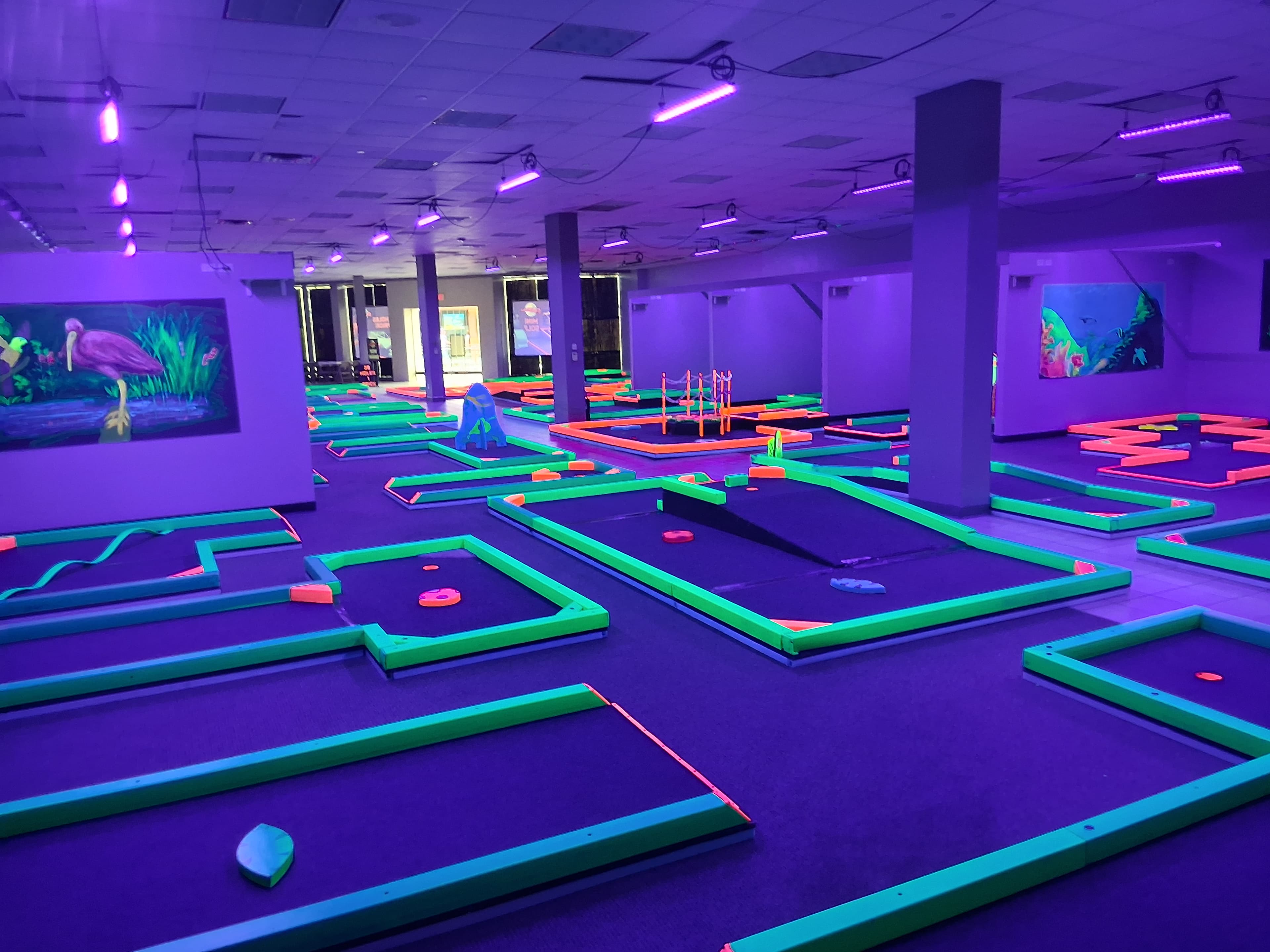 Glowgolf Mini Golf at Quail Springs Mall - Image 1