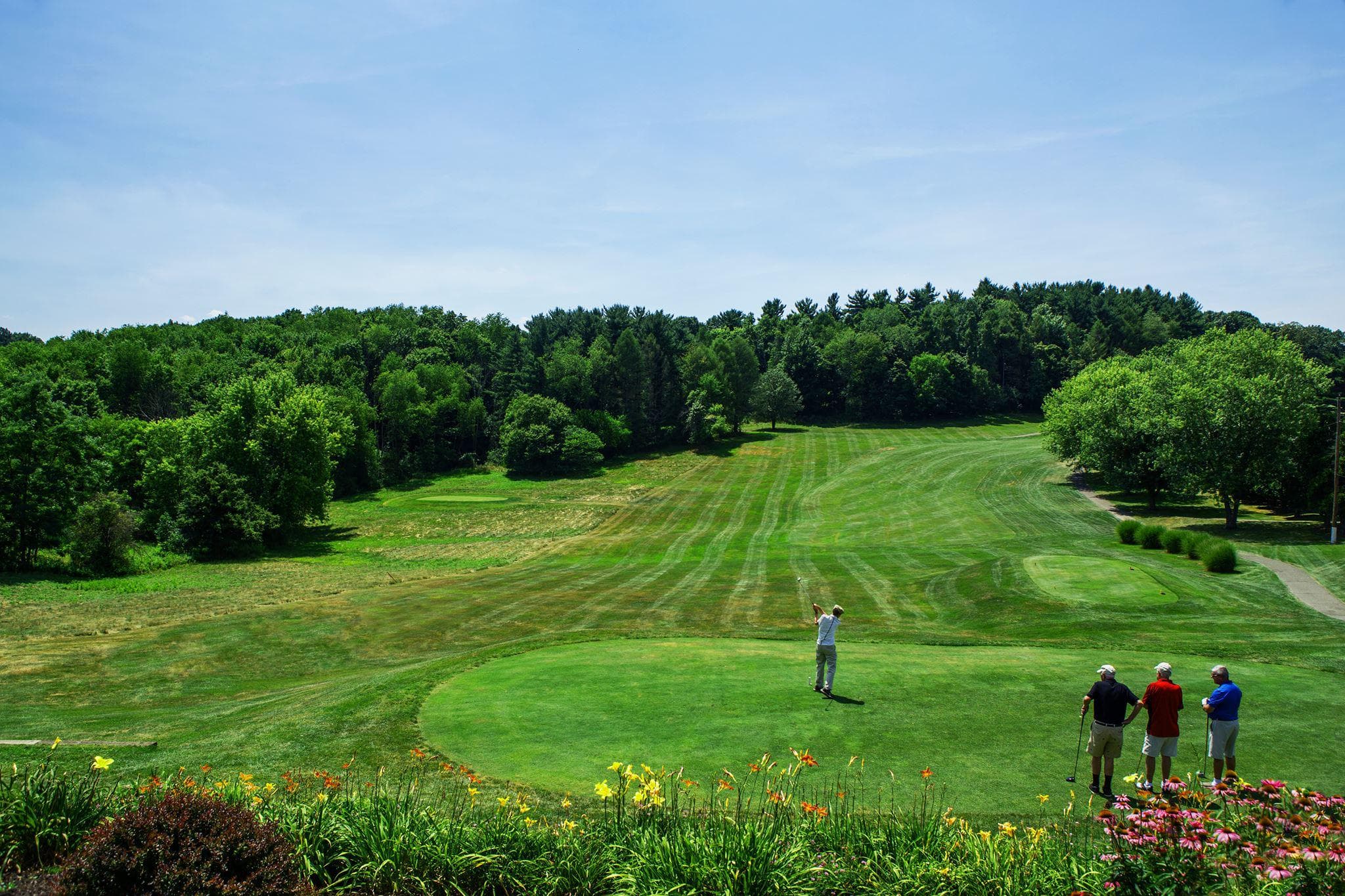 Suncrest Golf & Grille - Image 1