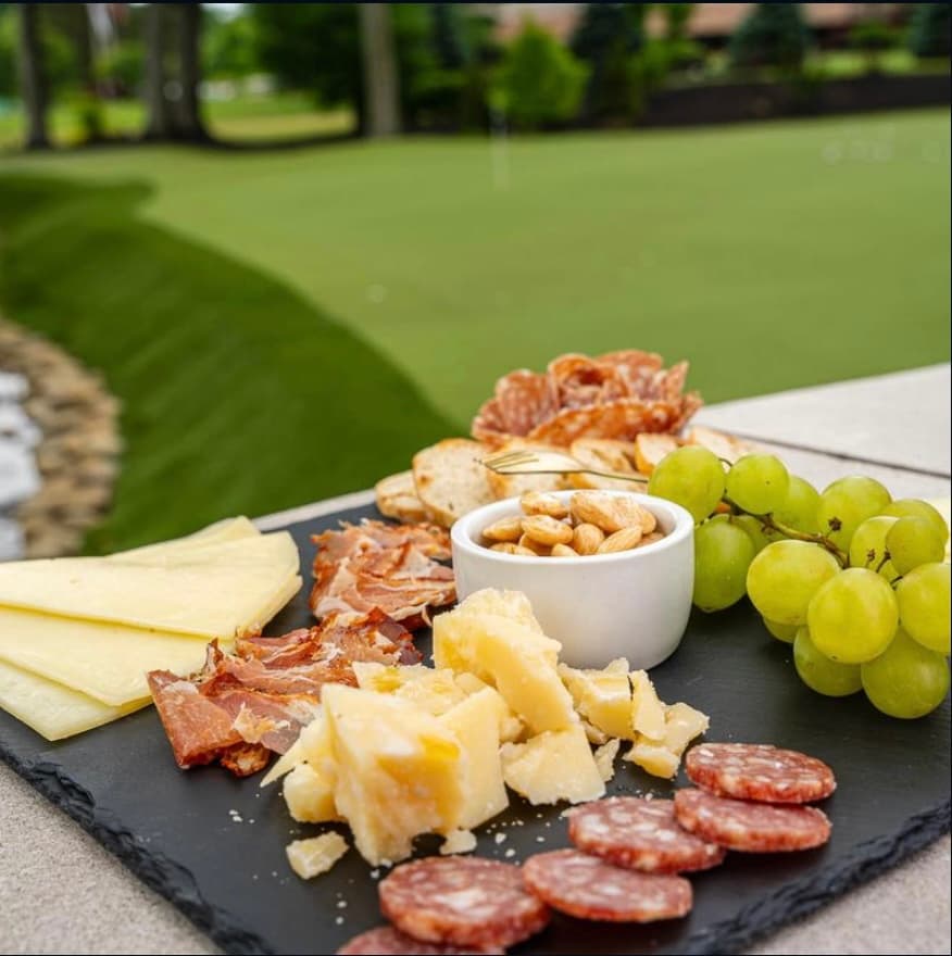 T Squared Tees & Taps - Image 9