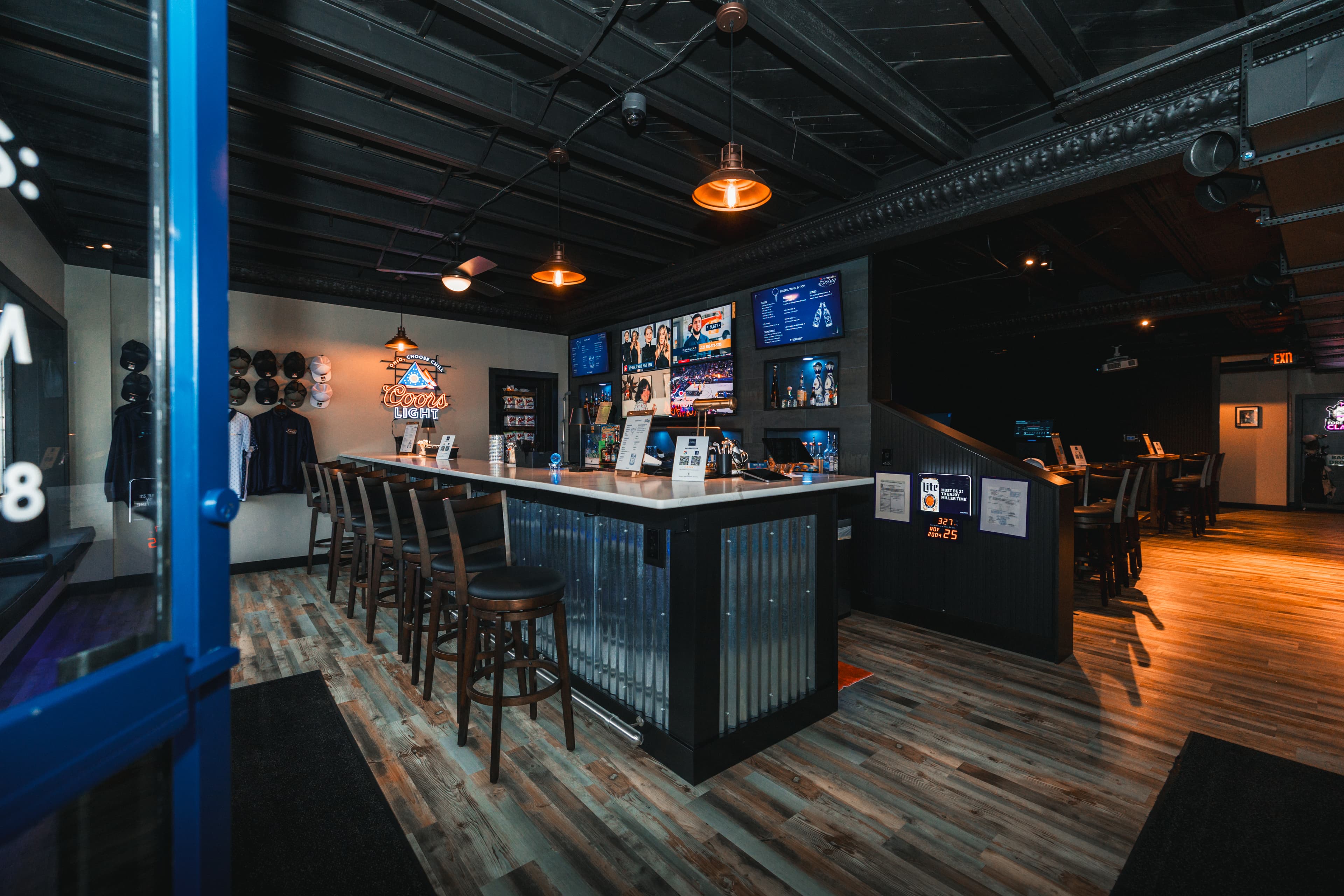 Coastal Swing Golf & Bar (Fremont) - Image 4