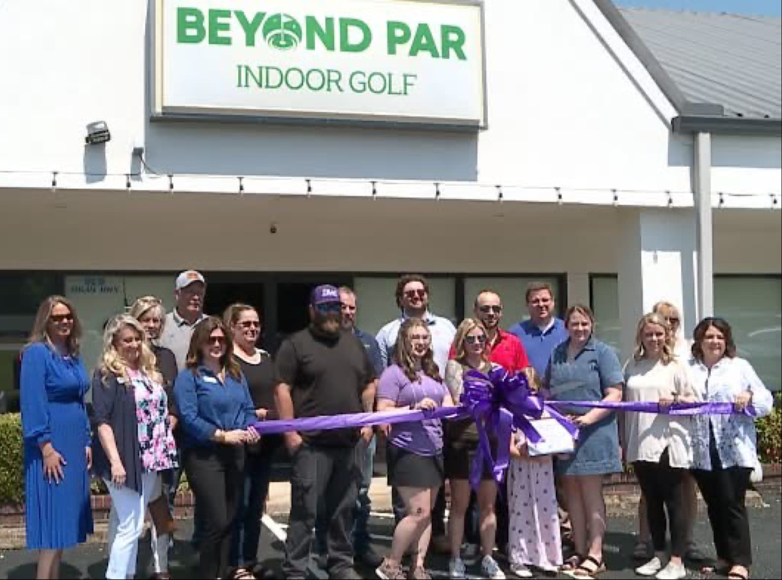 Beyond Par Indoor Golf - Image 4