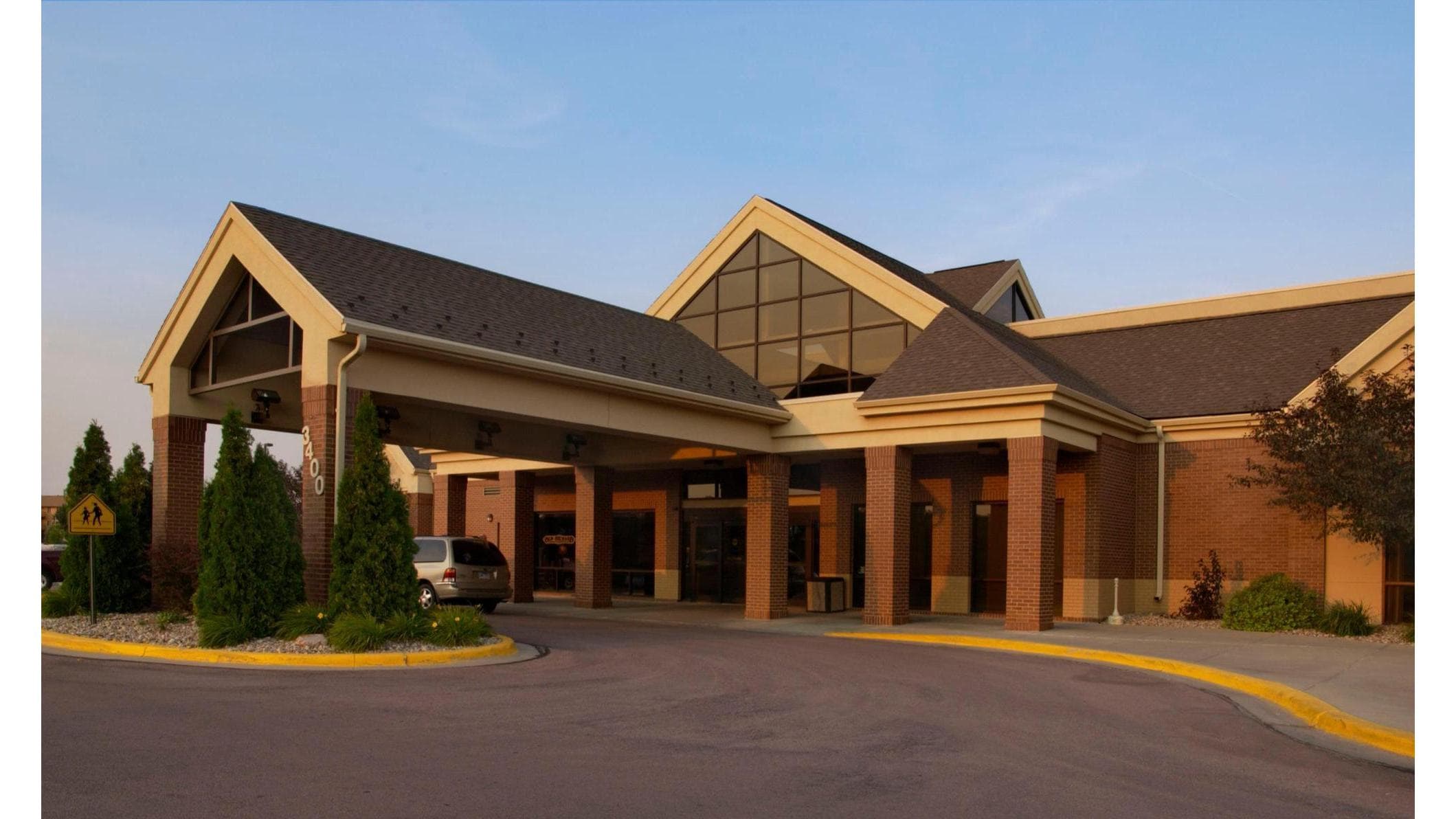 GreatLife at Avera McKennan Fitness Center - Image 1