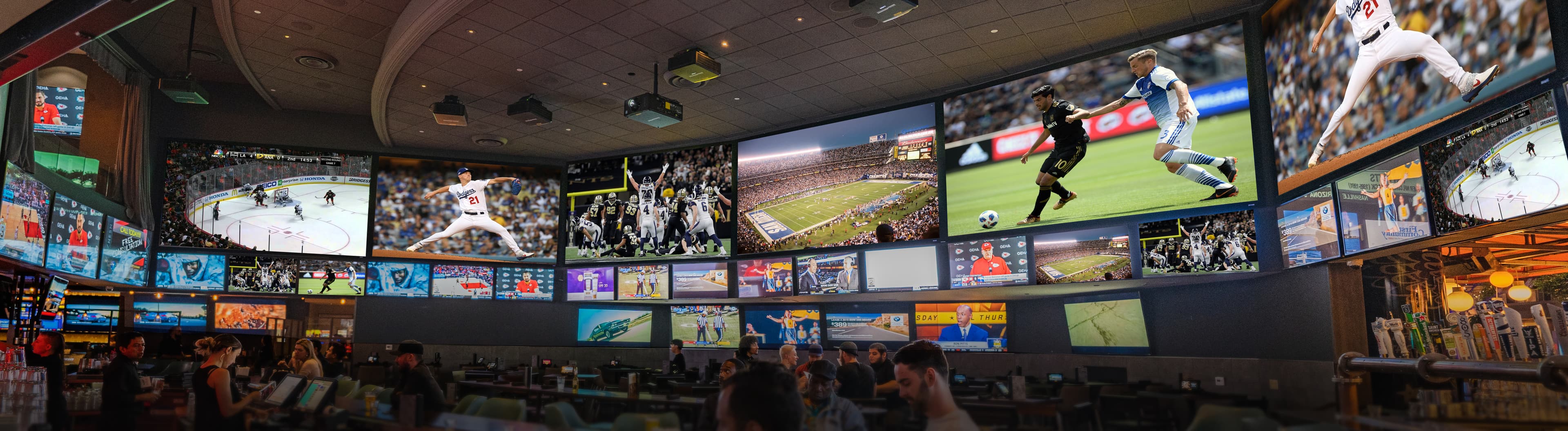 Tom's Watch Bar - Los Angeles - Image 5