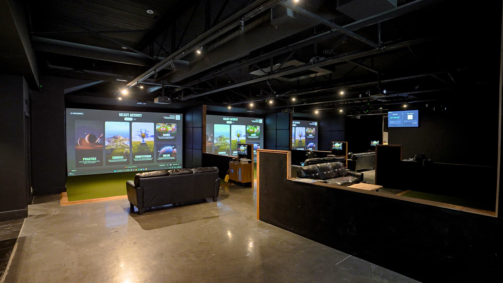 6ix Iron Indoor Golf - Yorkville - Image 1