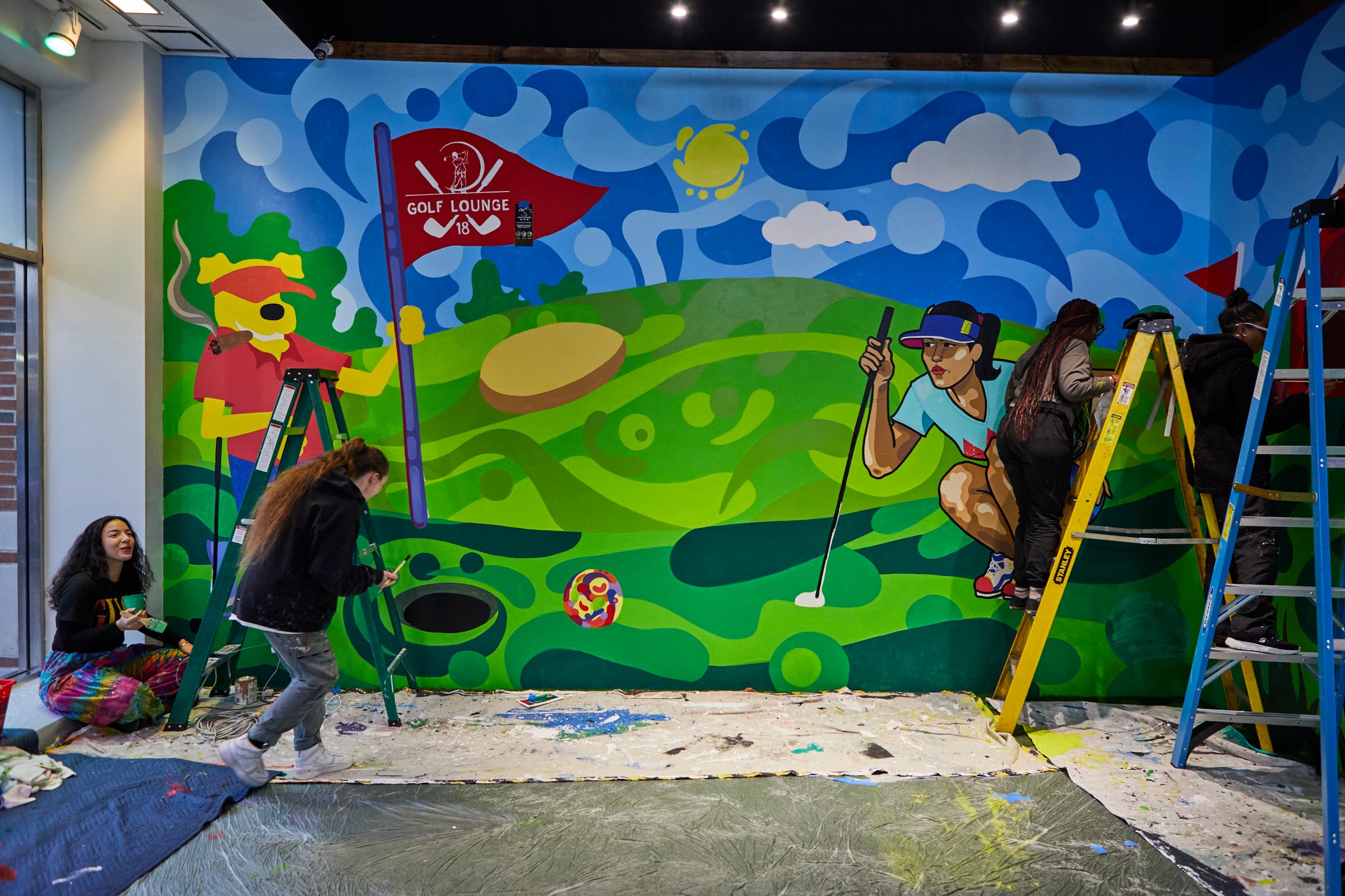 Golf Lounge 18 - Image 10