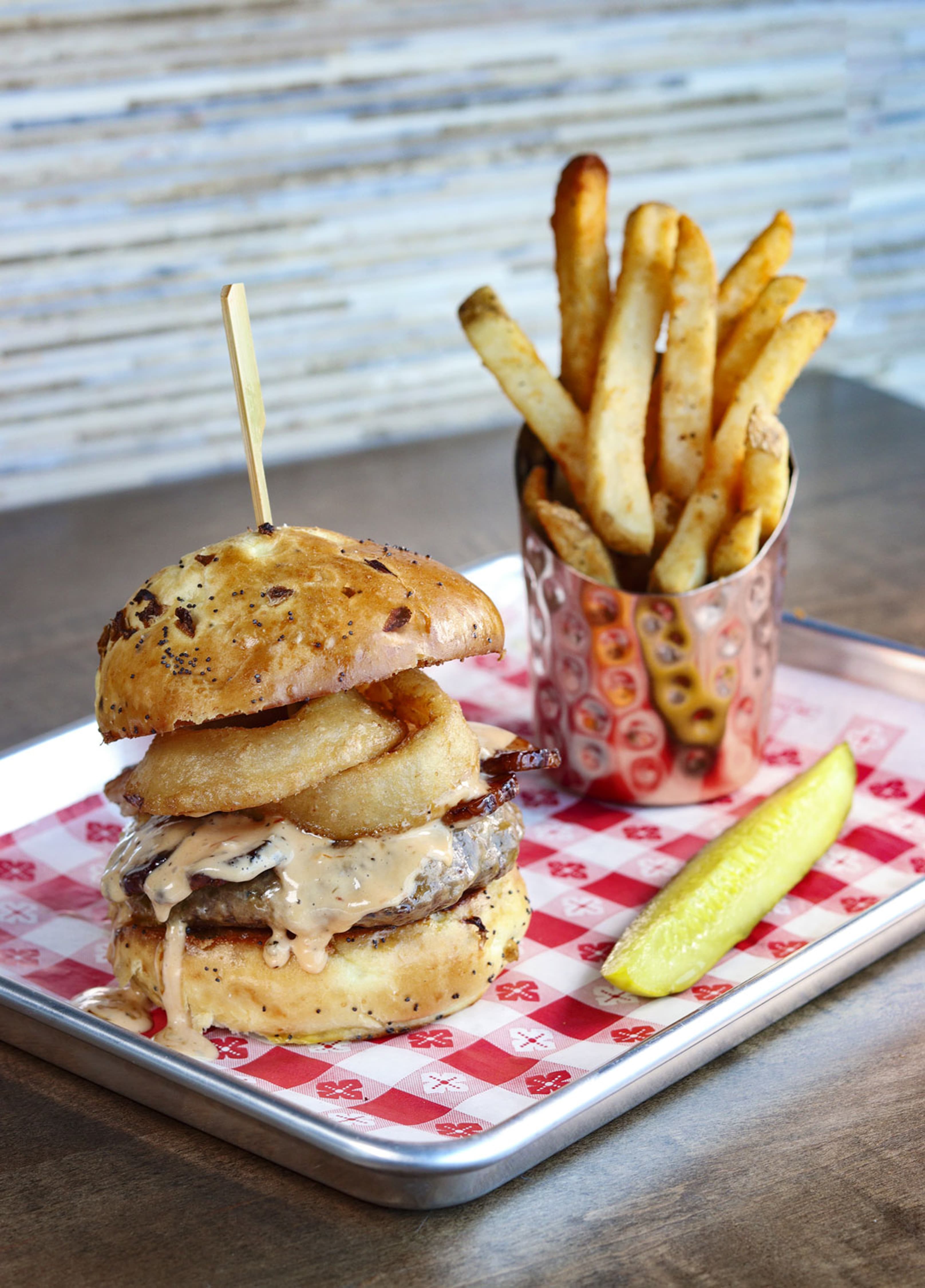 TopGolf Swing Suite, Bar & Kitchen - Image 10