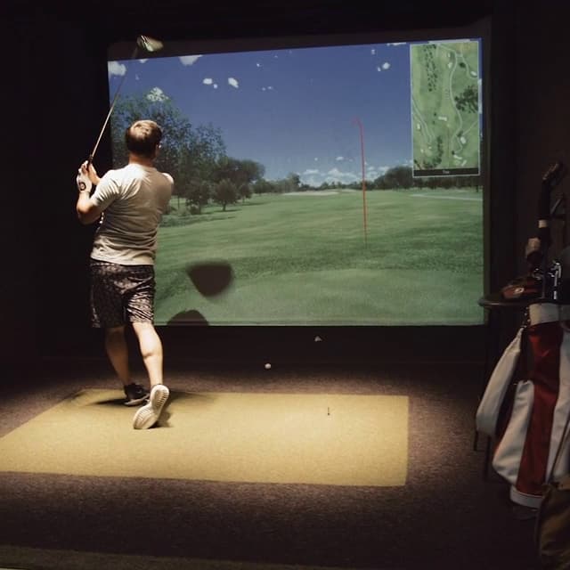 Five Iron Golf - Image 2