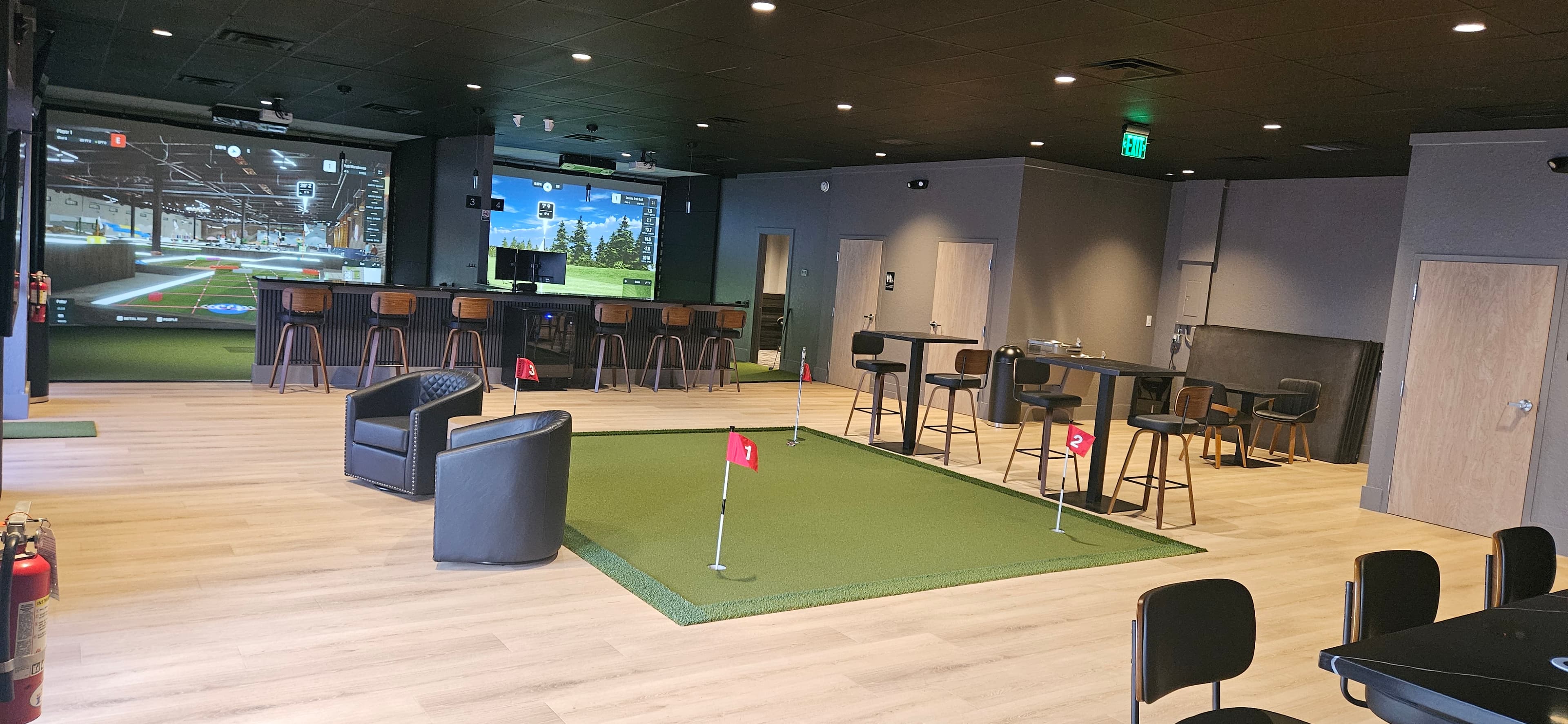 Lofty's Indoor Golf