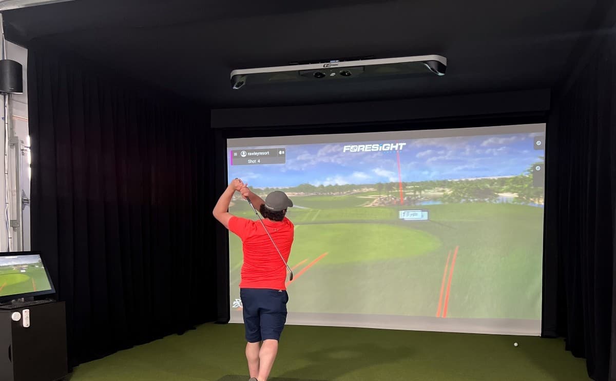 Rawley's Golf Lounge - Image 1