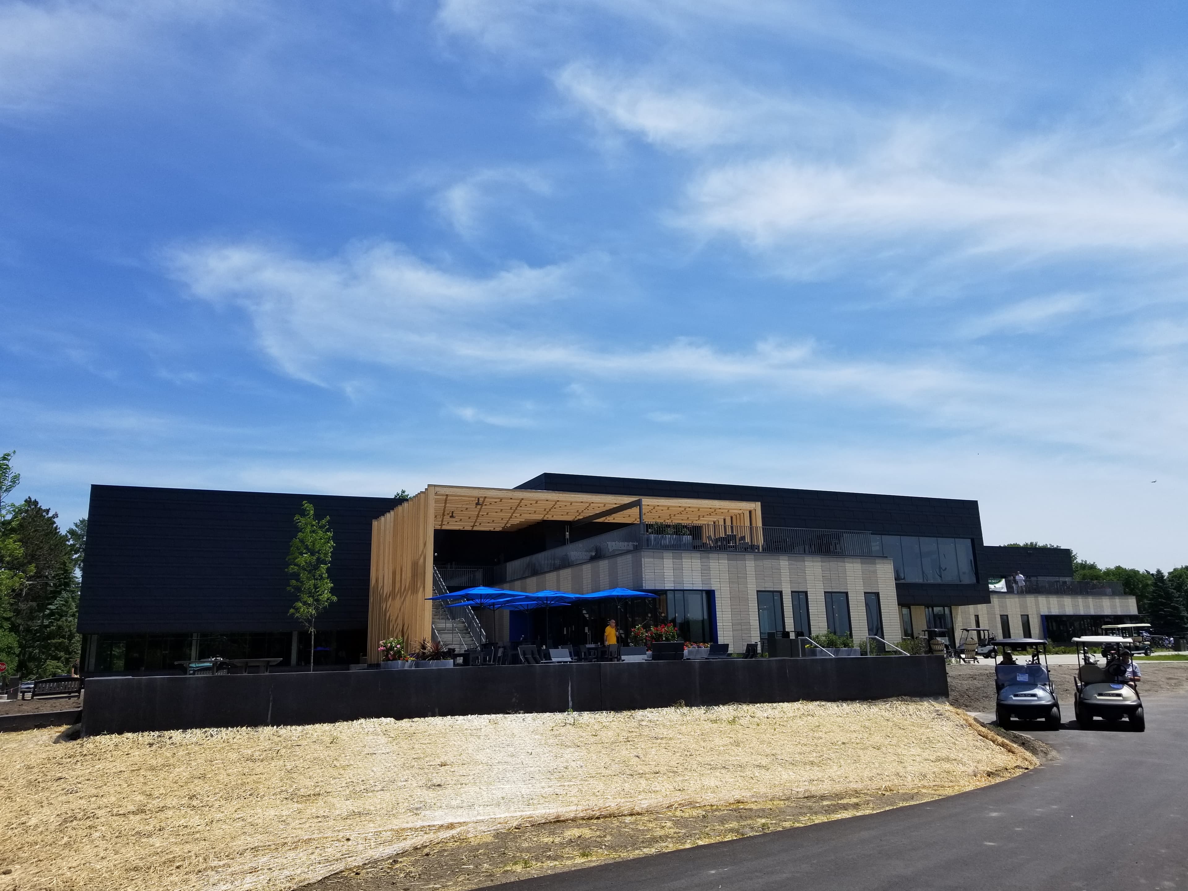 Three One Six Bar + Grill - Image 9