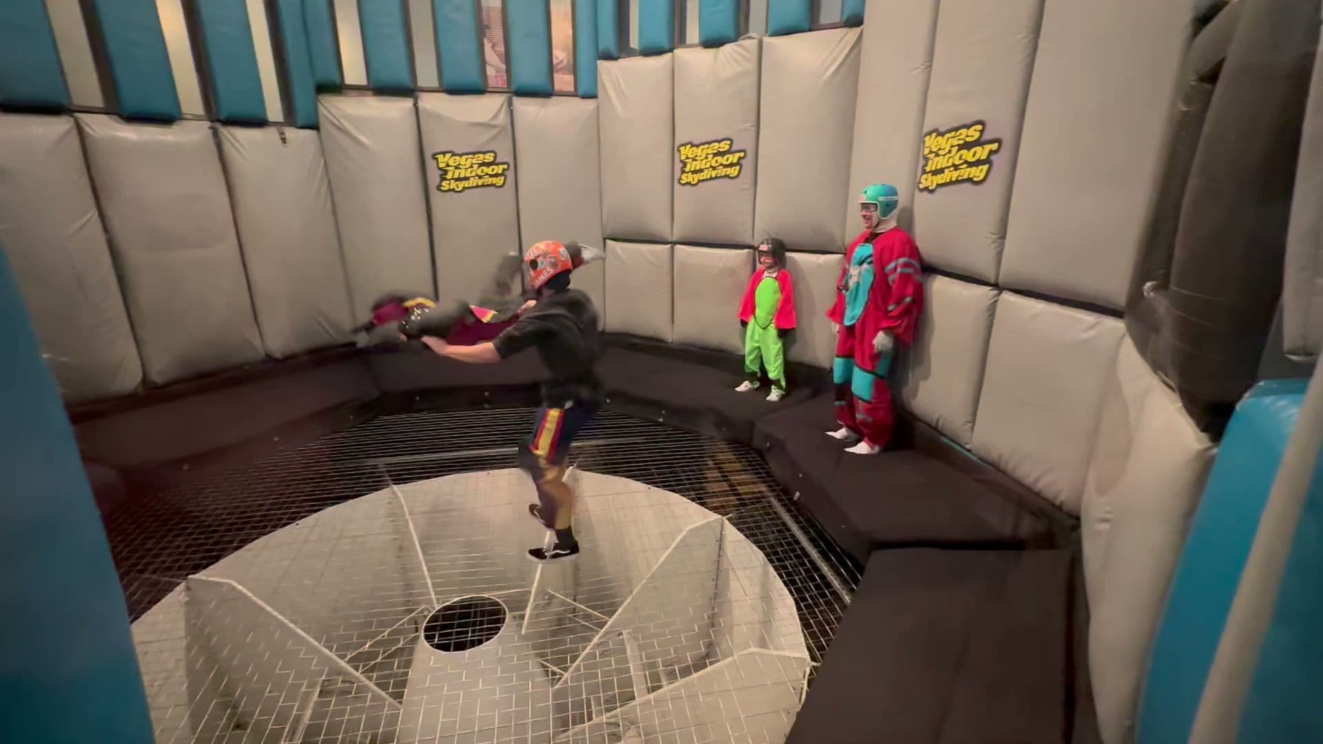 Vegas Indoor Skydiving - Image 8