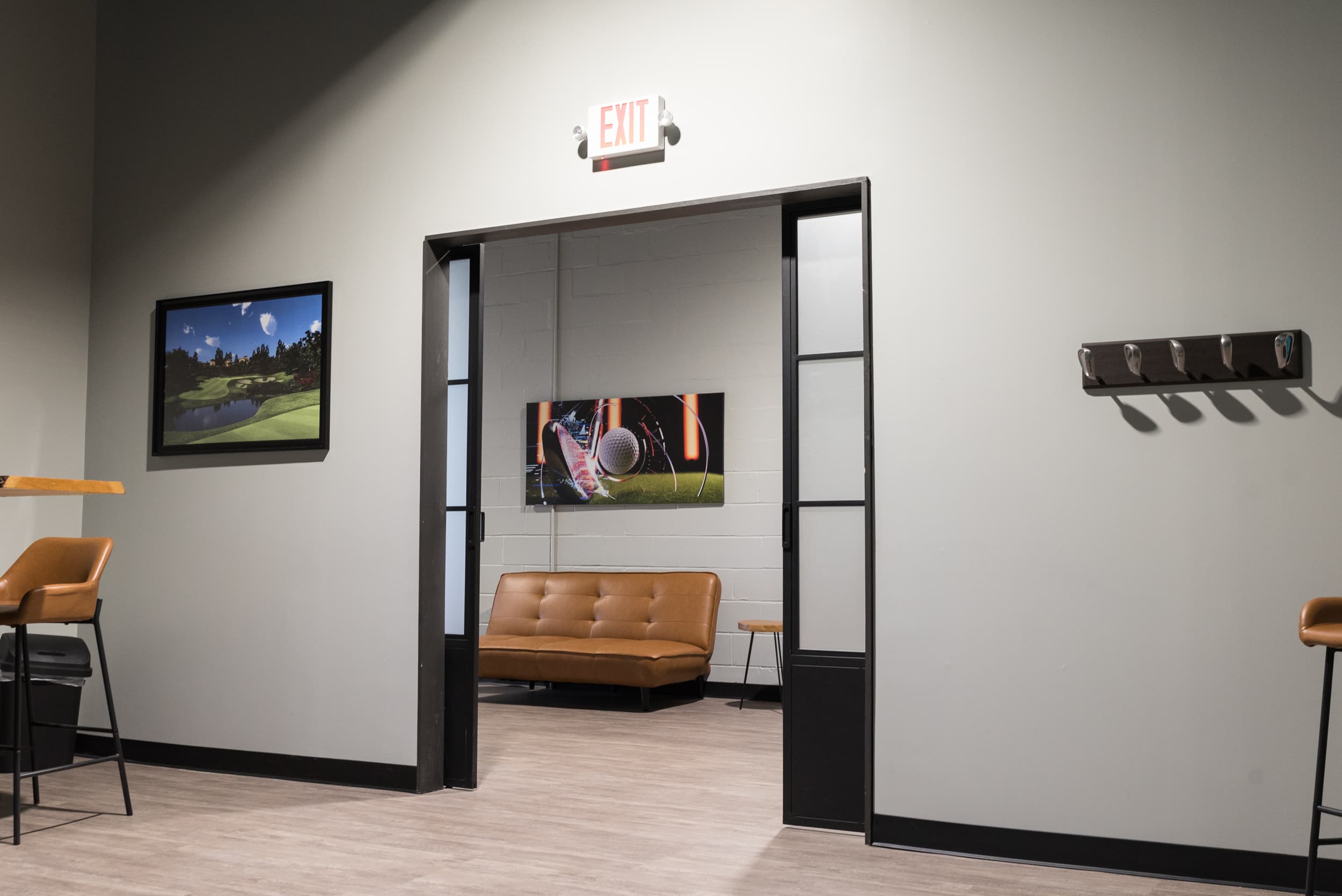 Buffalo Golf House - Image 10