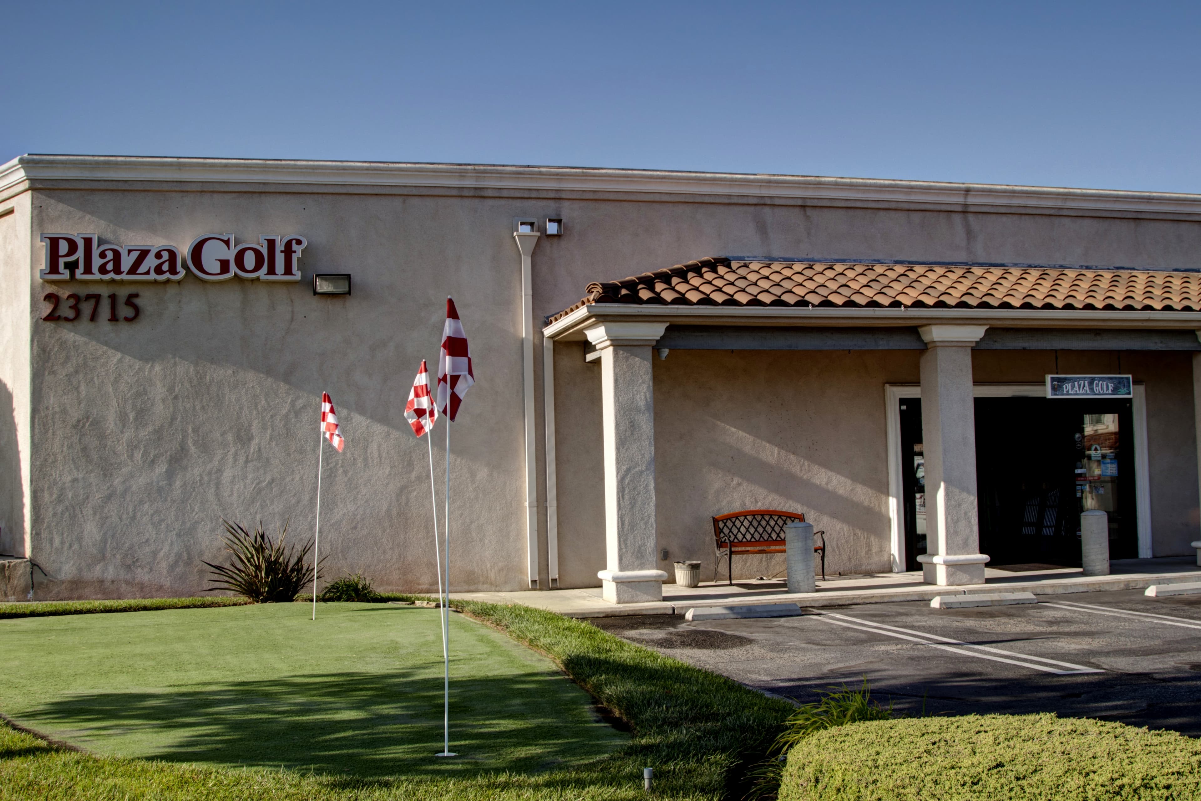 Plaza Golf - Image 5