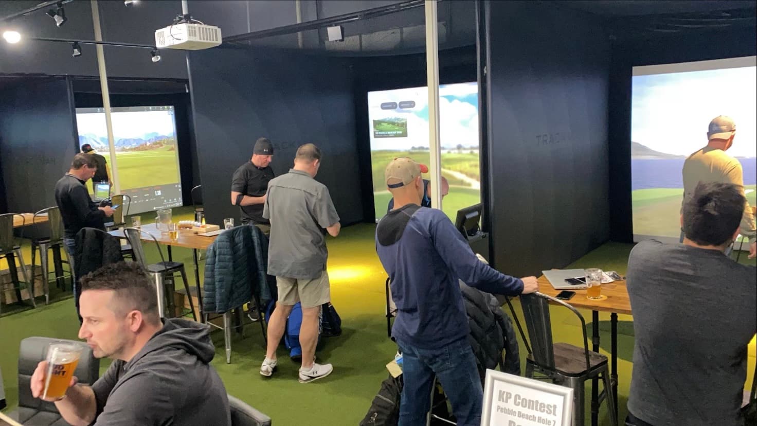 Swing Lounge - Image 1