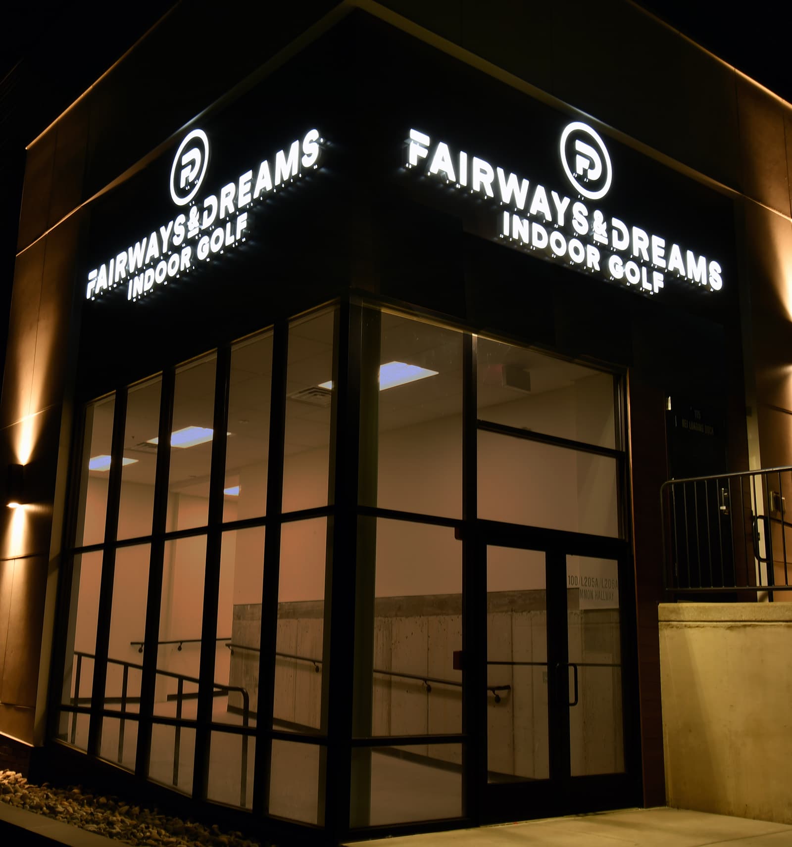 Fairways & Dreams Indoor Golf - Image 2