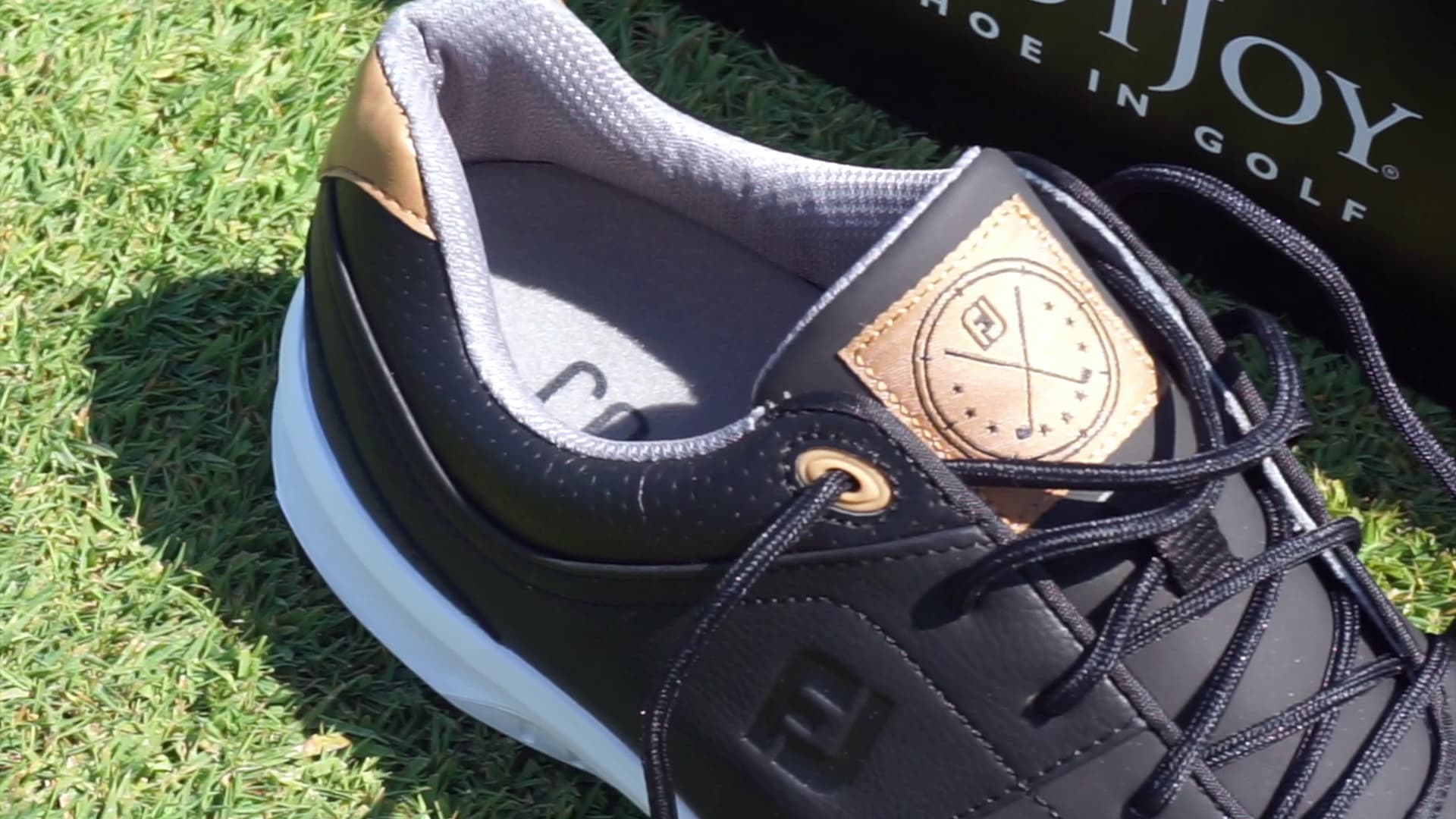 Pine Meadow Golf Club - Image 1