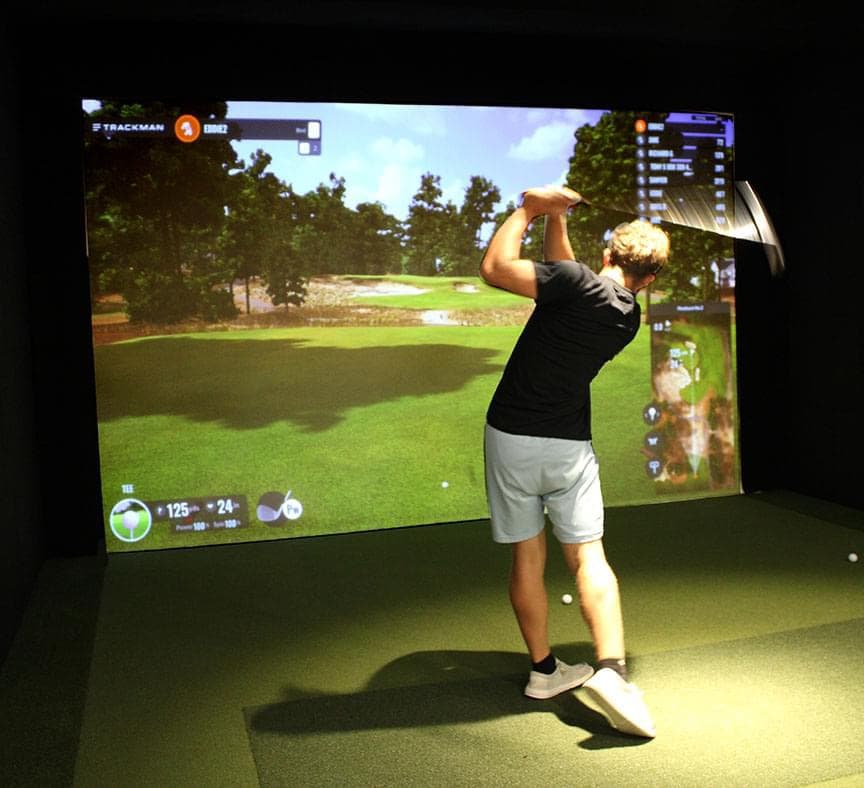 The 10th Hole - Image 8