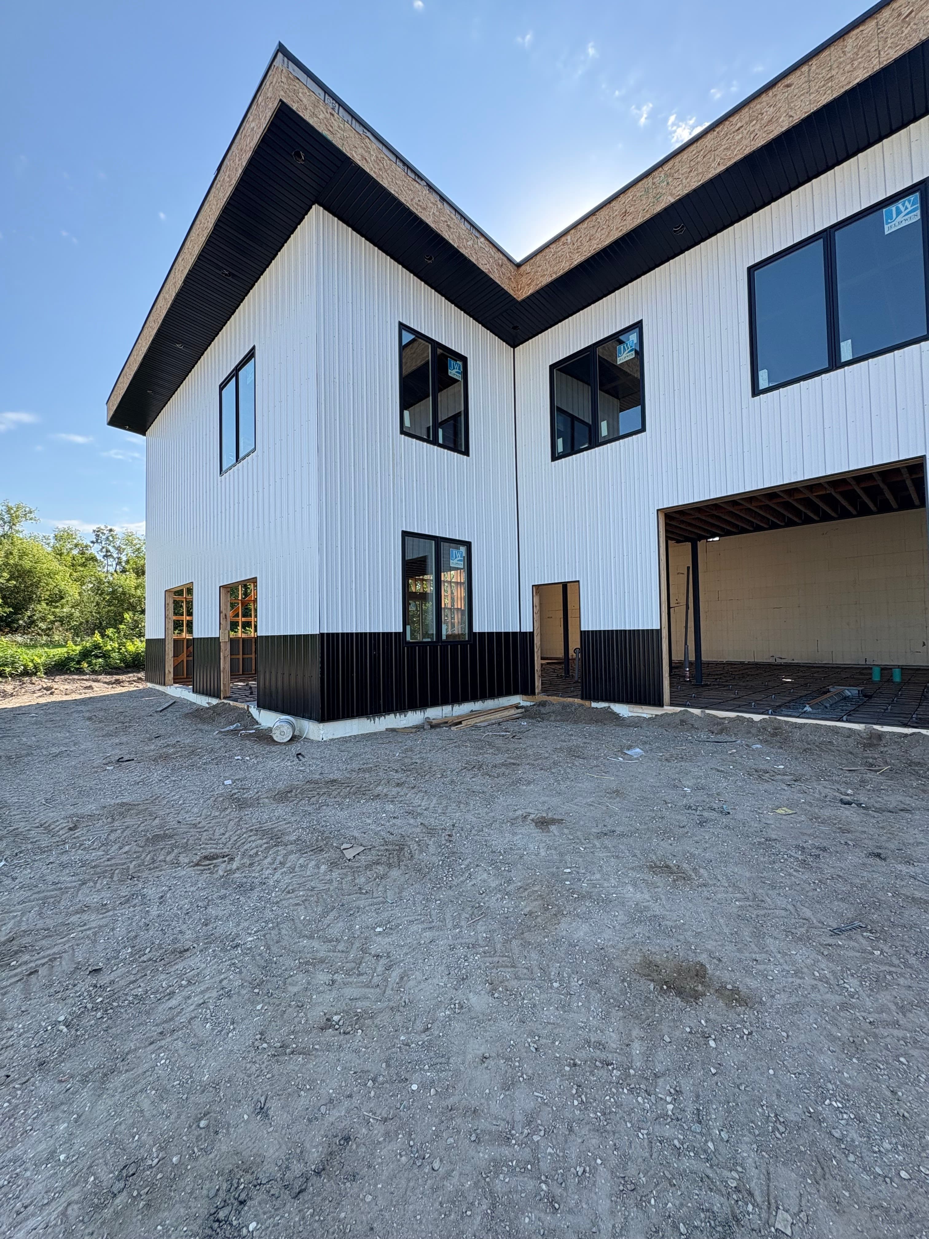 False Front Golf Simulators - Image 6