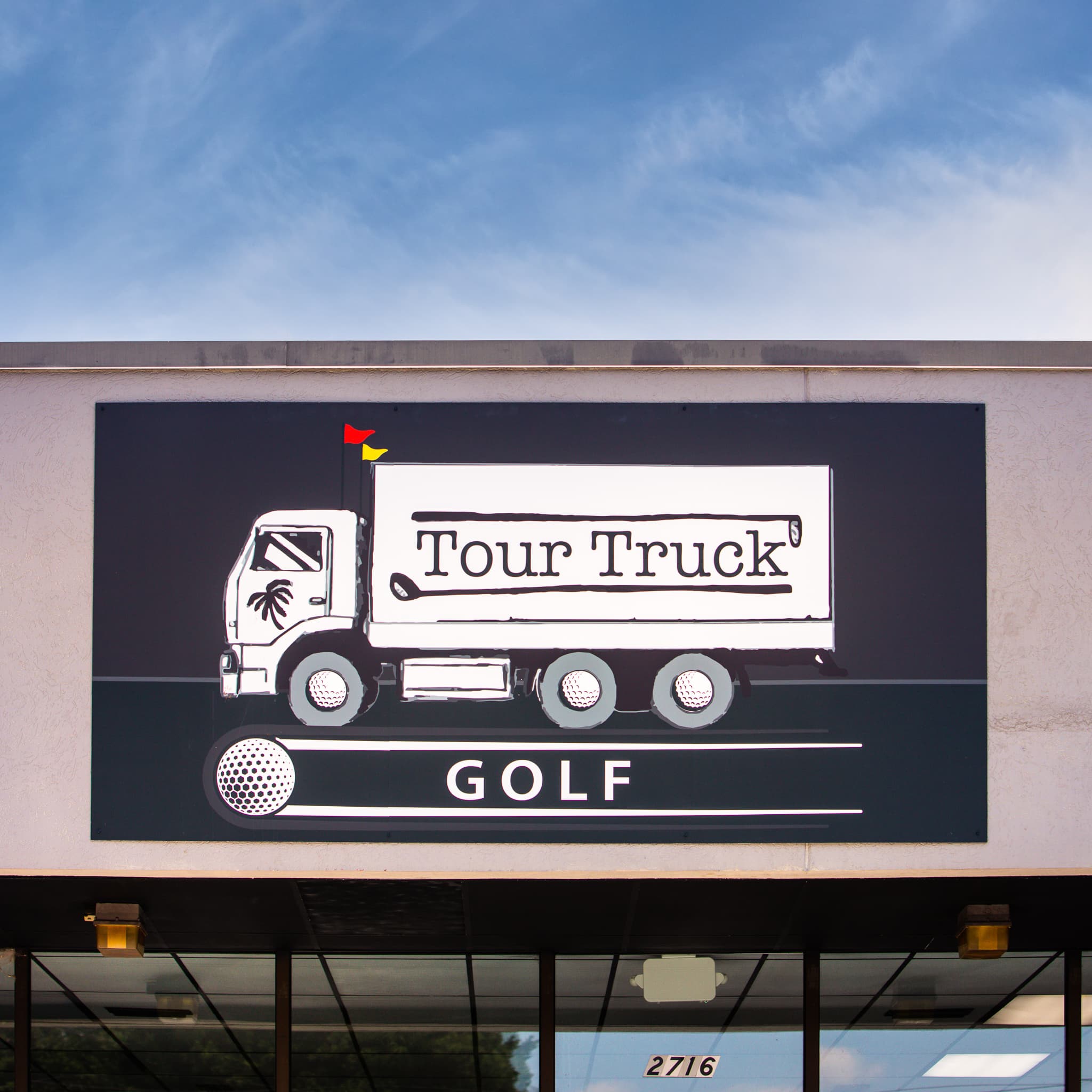 Tour Truck Golf - Image 2