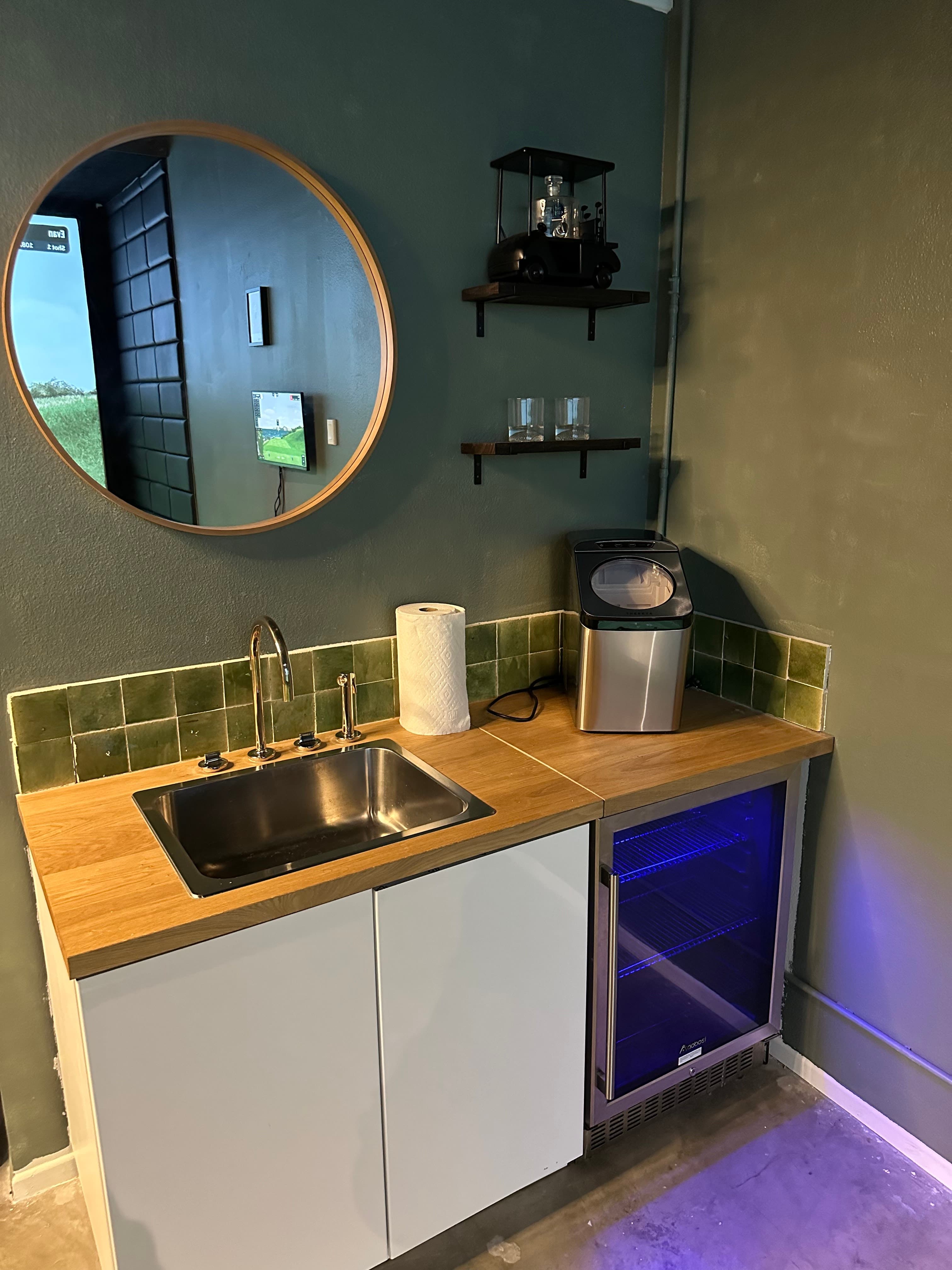 Swingeasy Golf Club - Costa Mesa - Image 5