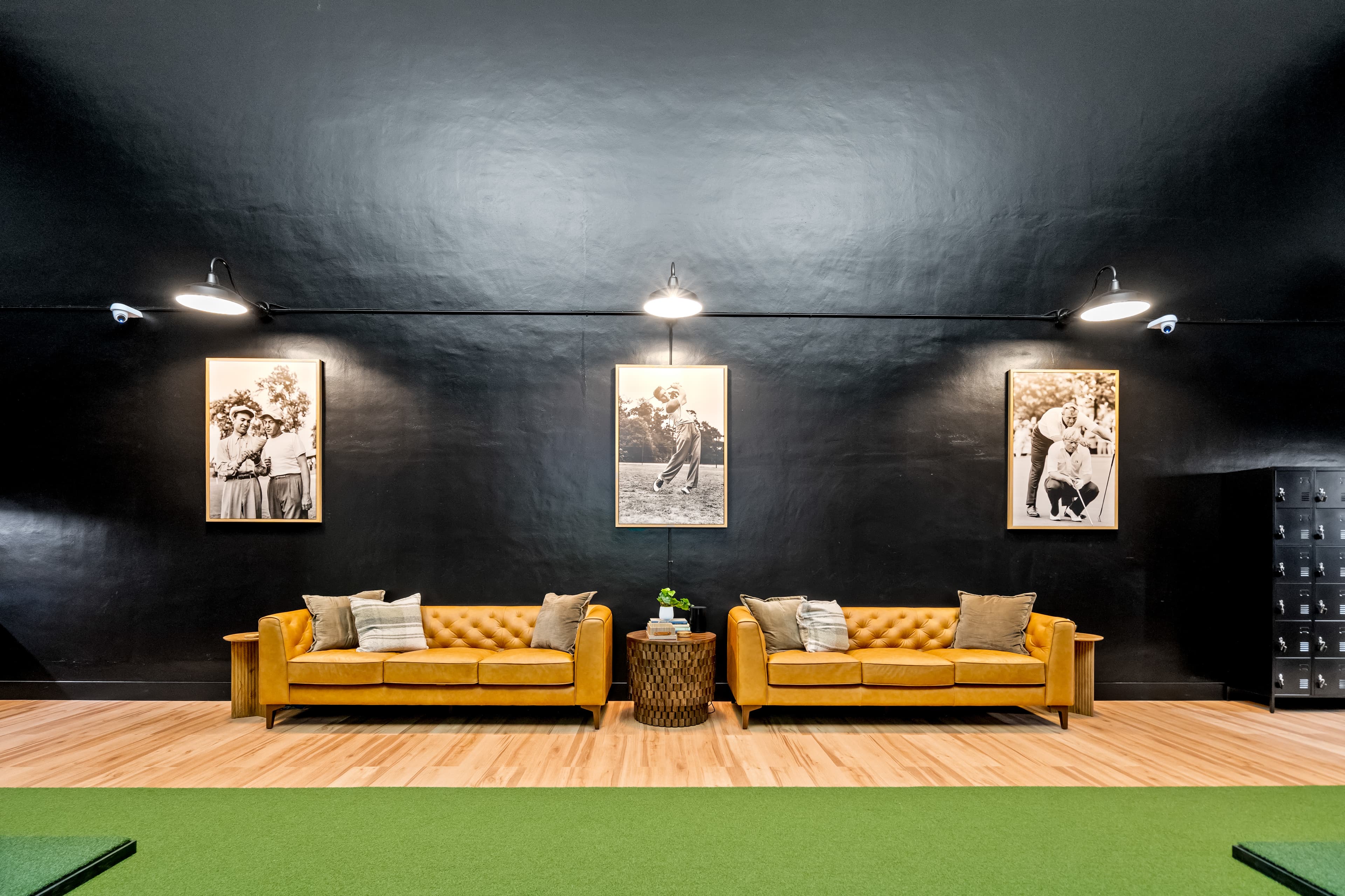 Palm + Par Indoor Golf Club - Image 6