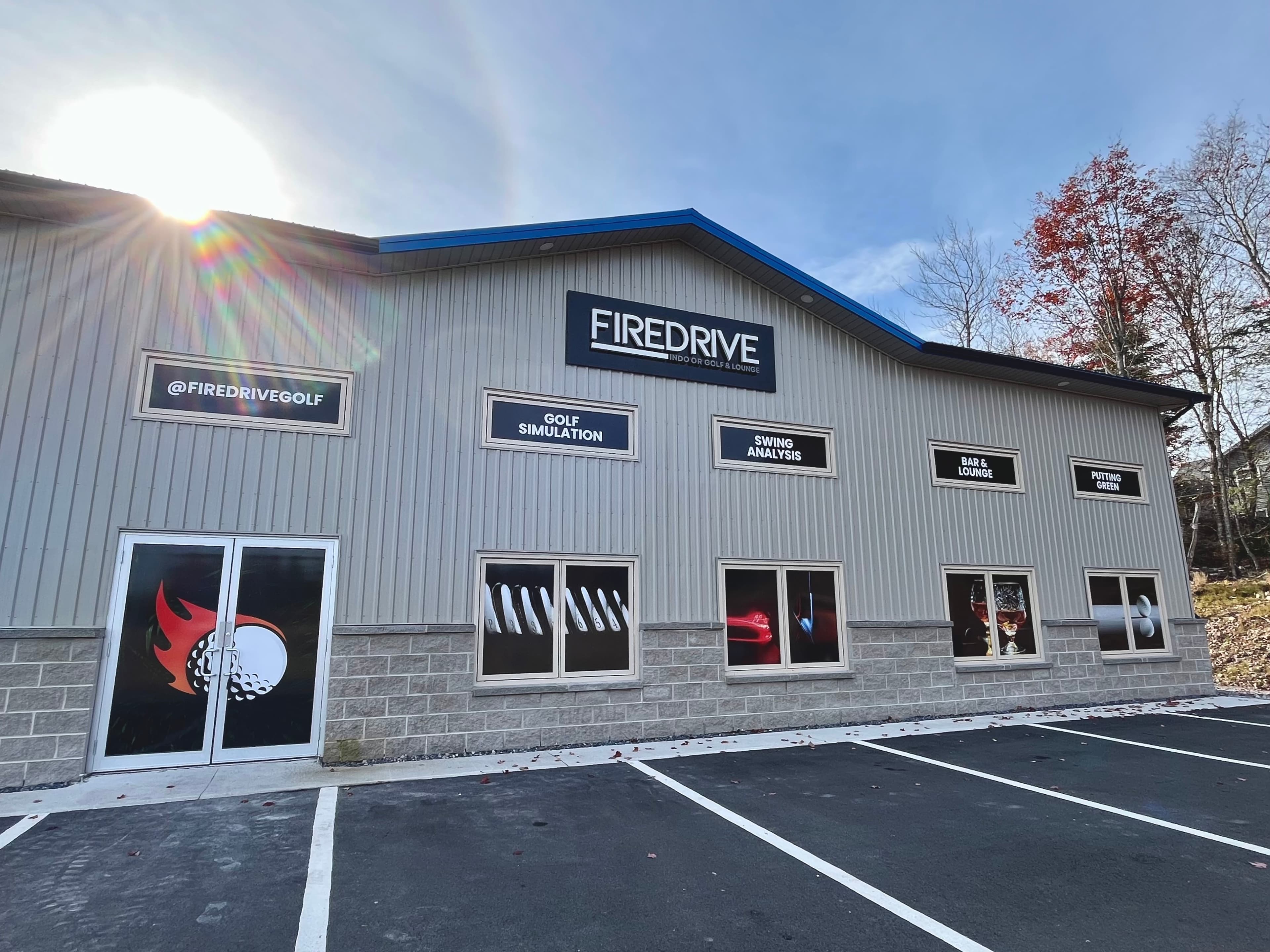 FIREDRIVE Indoor Golf & Lounge - Image 2