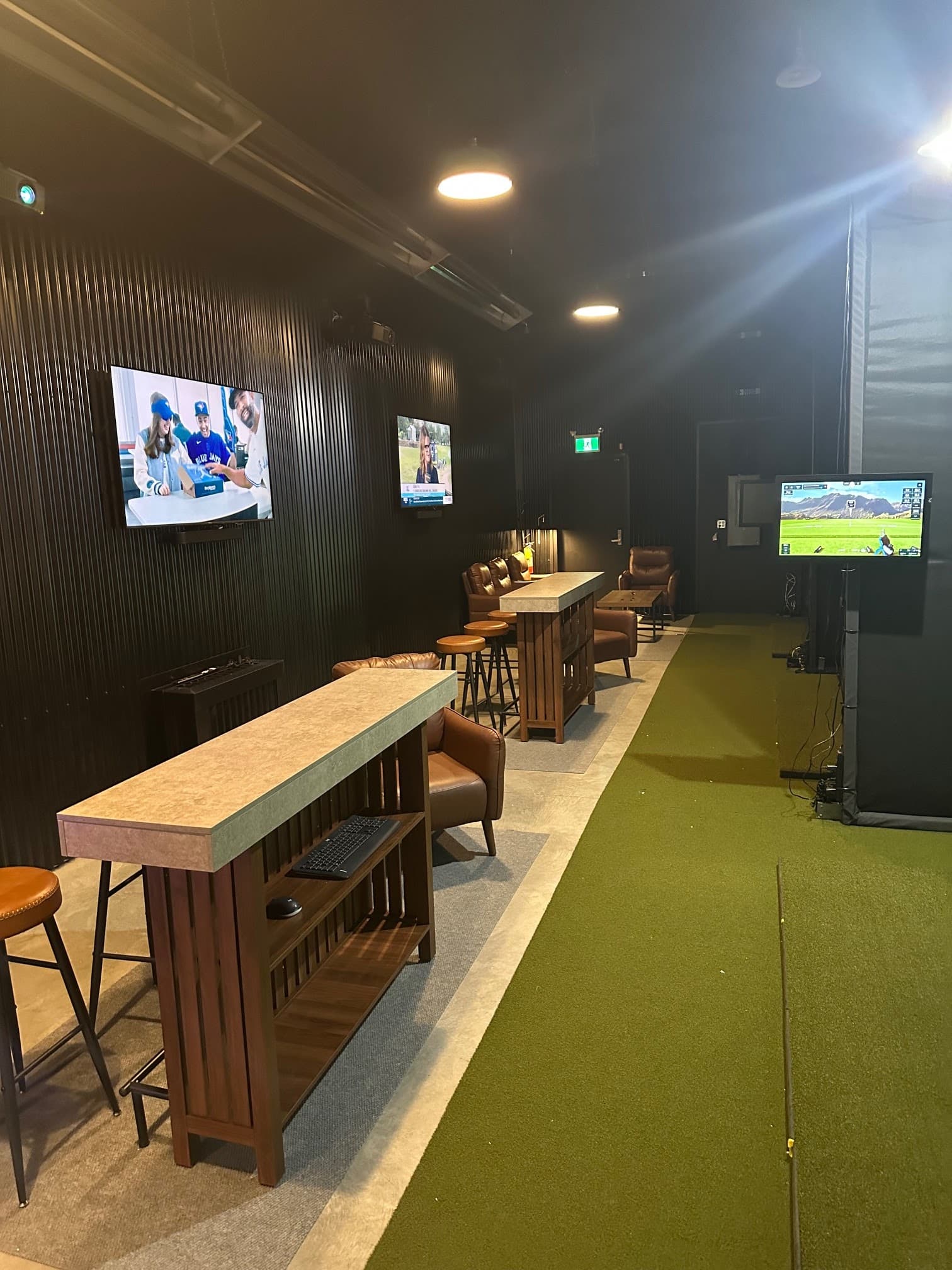 The Bunker at Bighorn -- Virtual Indoor Golf - Image 1