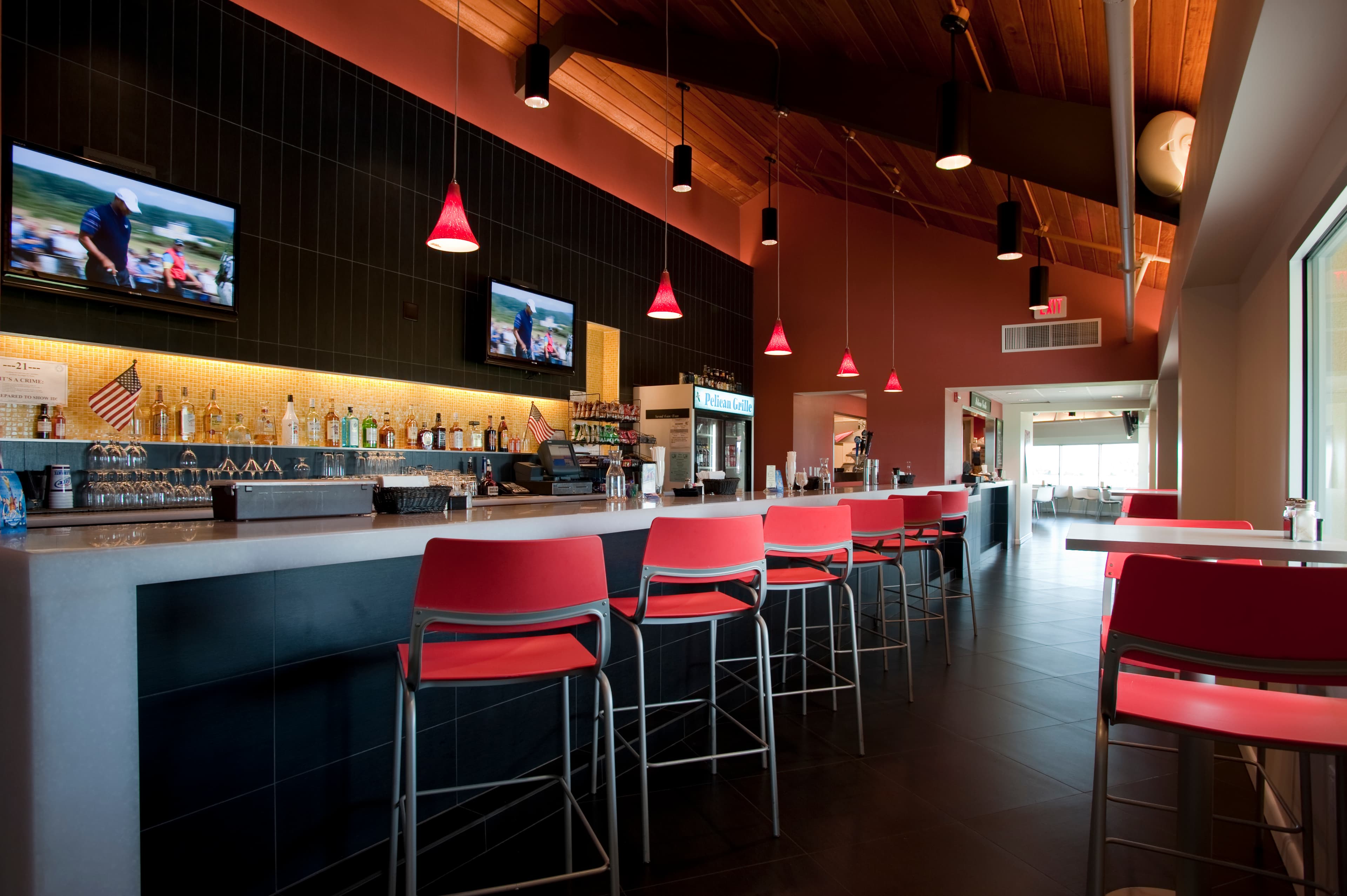 Moody Gardens Golf Course - Driving Range & Restaurant - Image 7