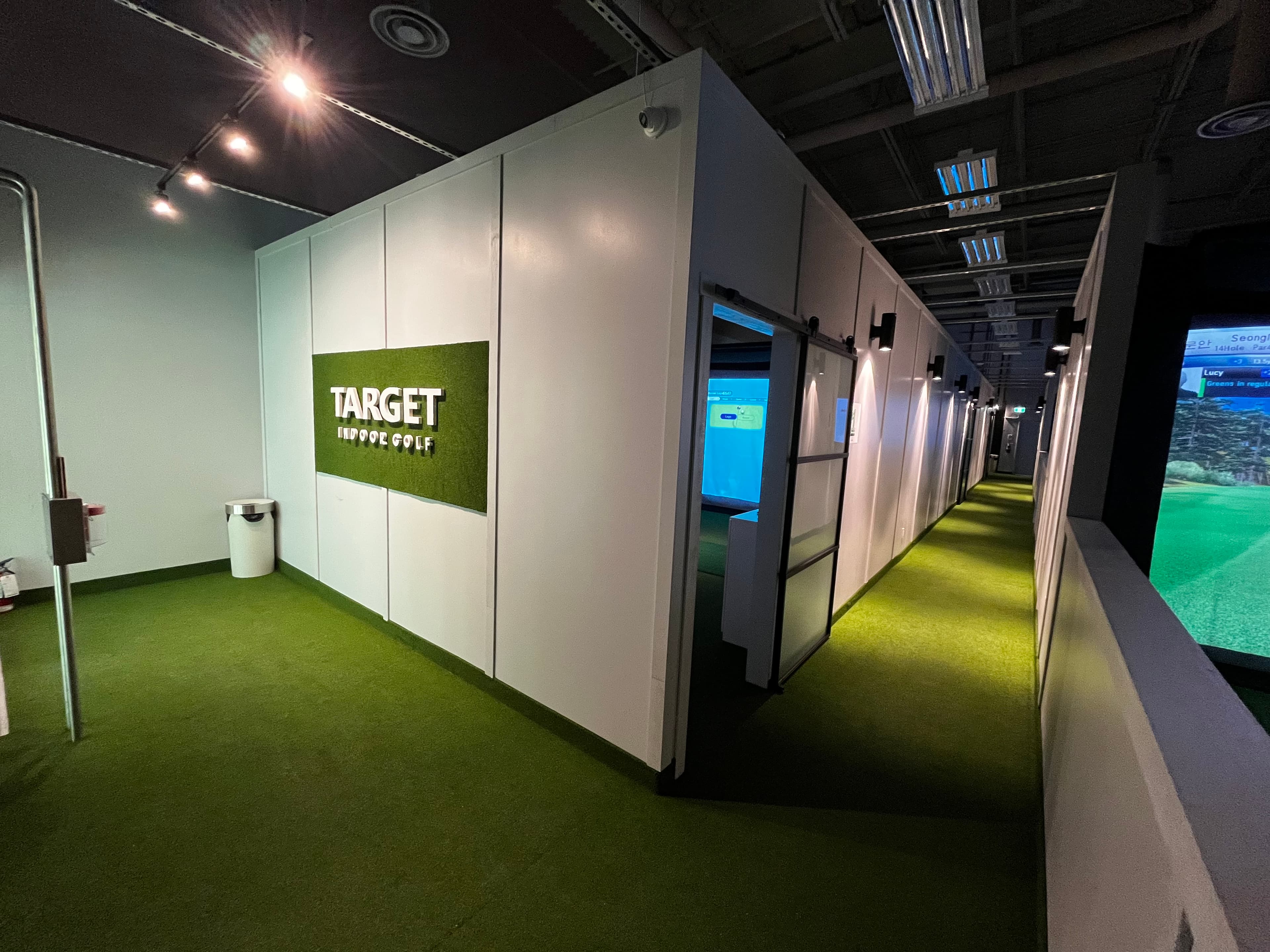 TARGET Indoor Golf - Image 9