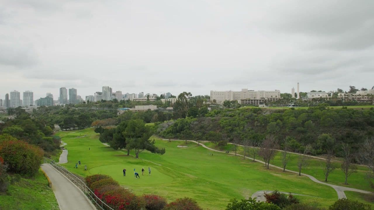 Tobeys 19th Hole Restaurant - Image 7