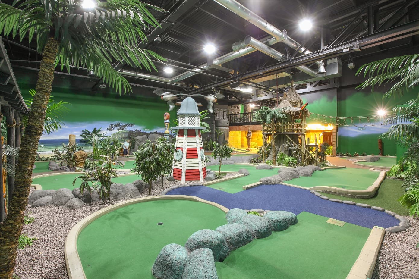 Paradise Island Adventure Golf Manchester - Image 1